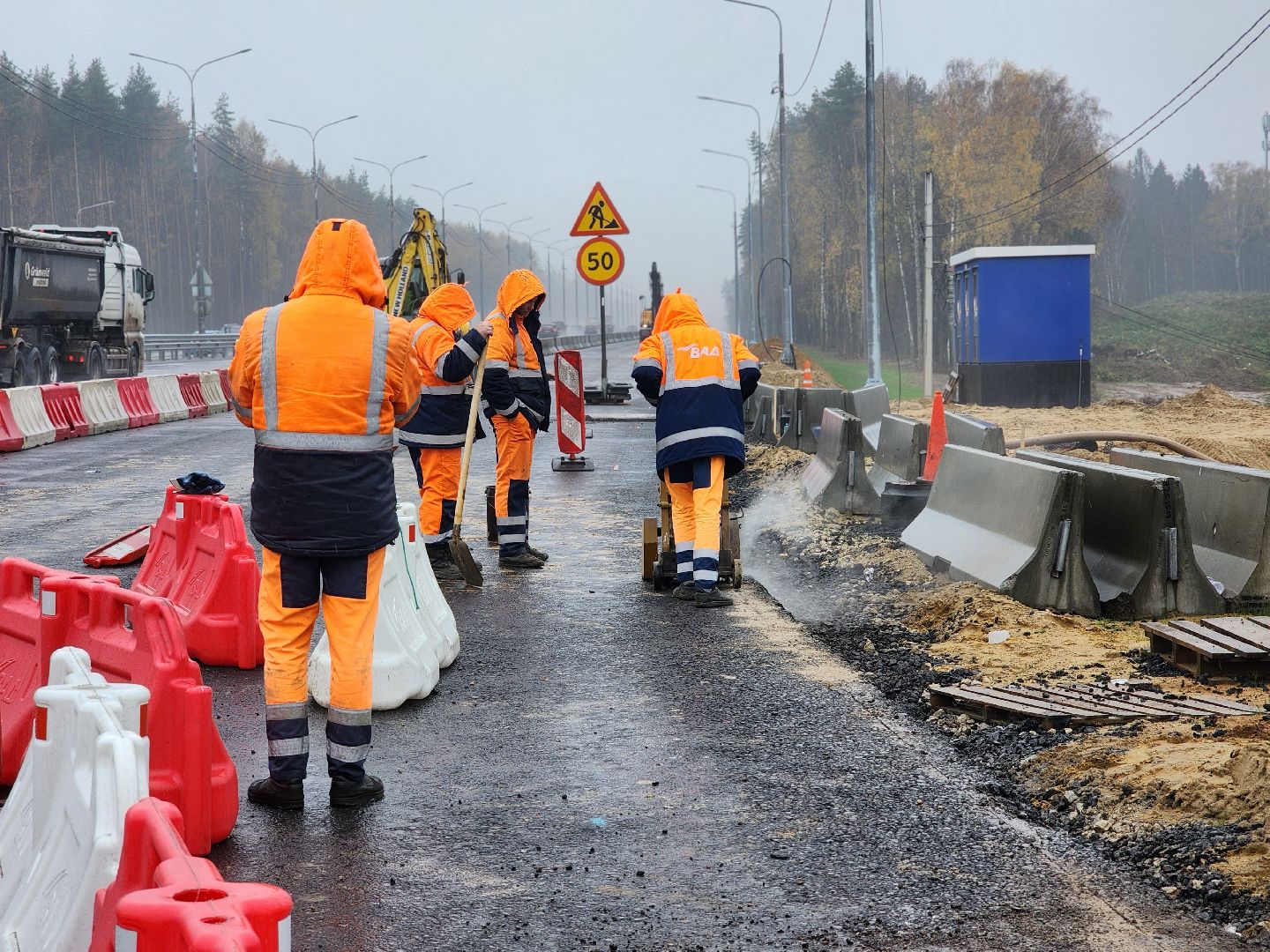 ярославское направление, м-8 холмогоры, реконструкция м-8, правдинская развязка, мост через скалбу, река скалба, строительство развязки, строительство  дорог,