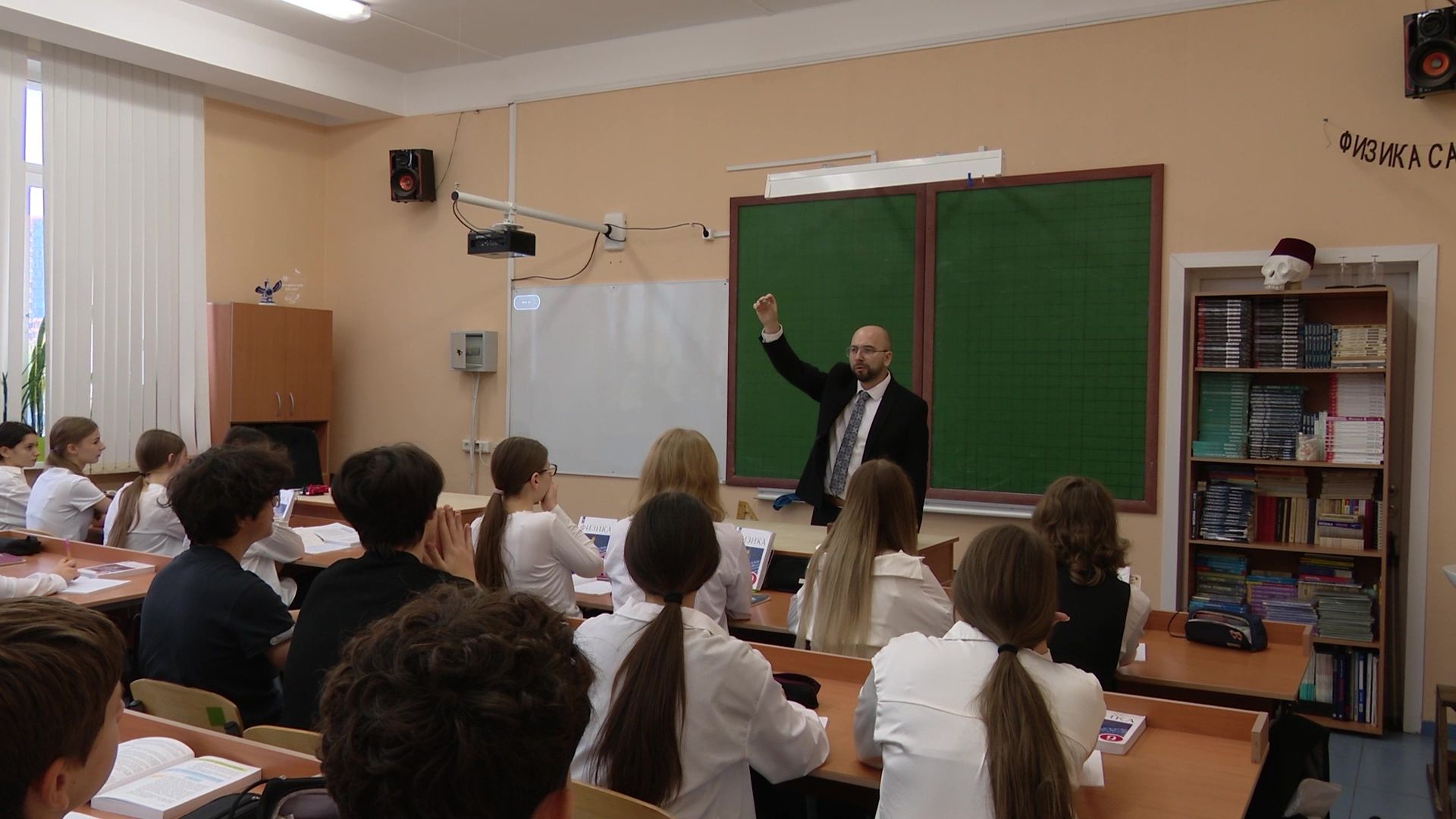 Реутов, учитель года, образование, Юрий Уробушкин, конкурс,