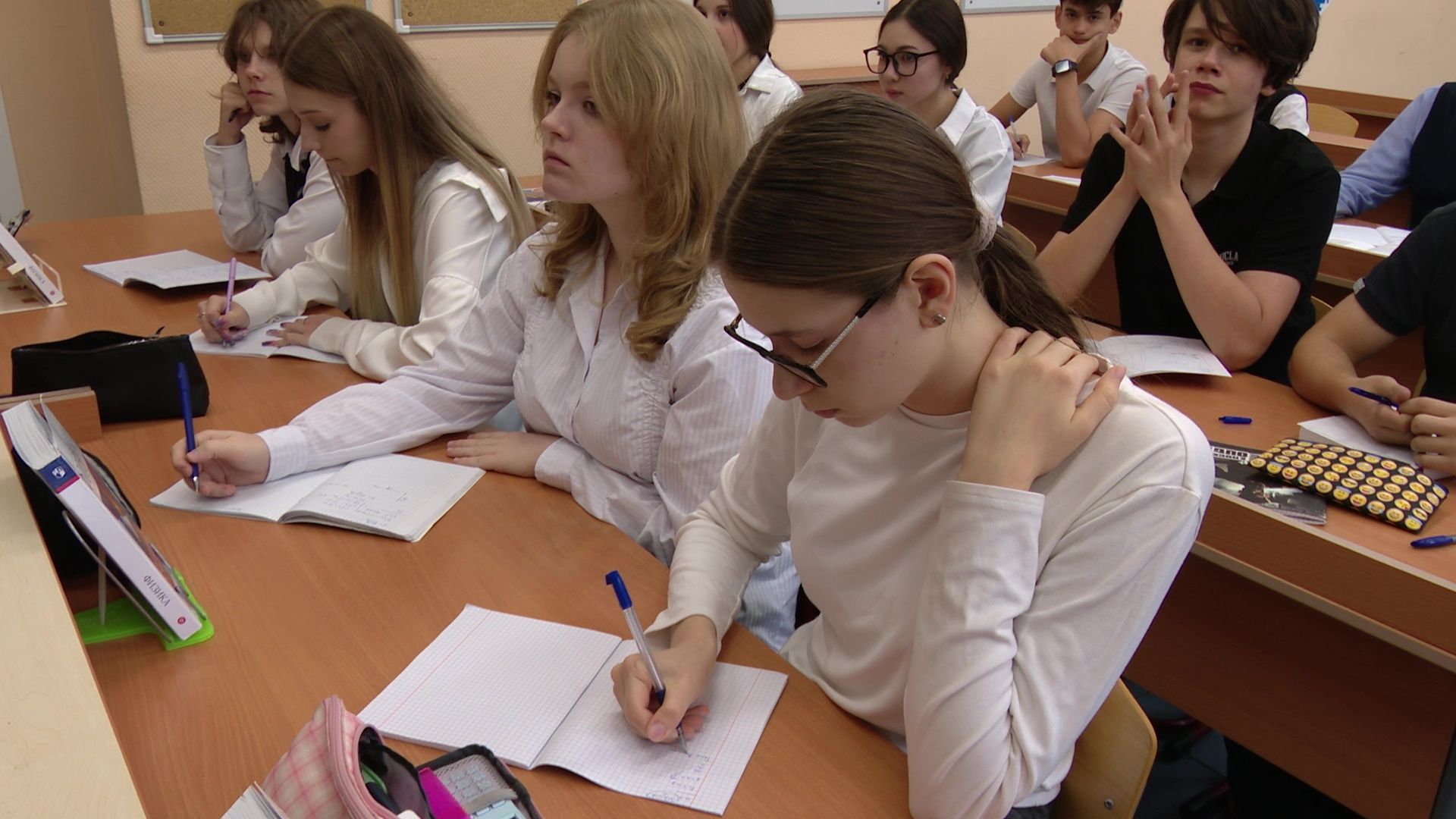 Реутов, учитель года, образование, Юрий Уробушкин, конкурс,