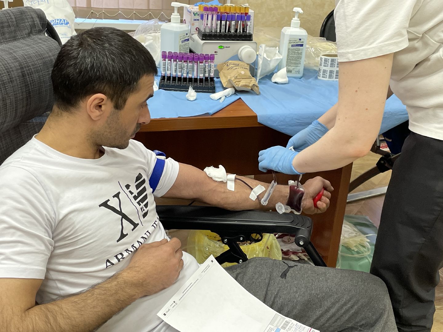 Кровь, донор