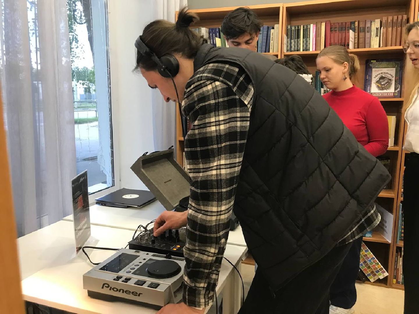 Коломна, диджеи