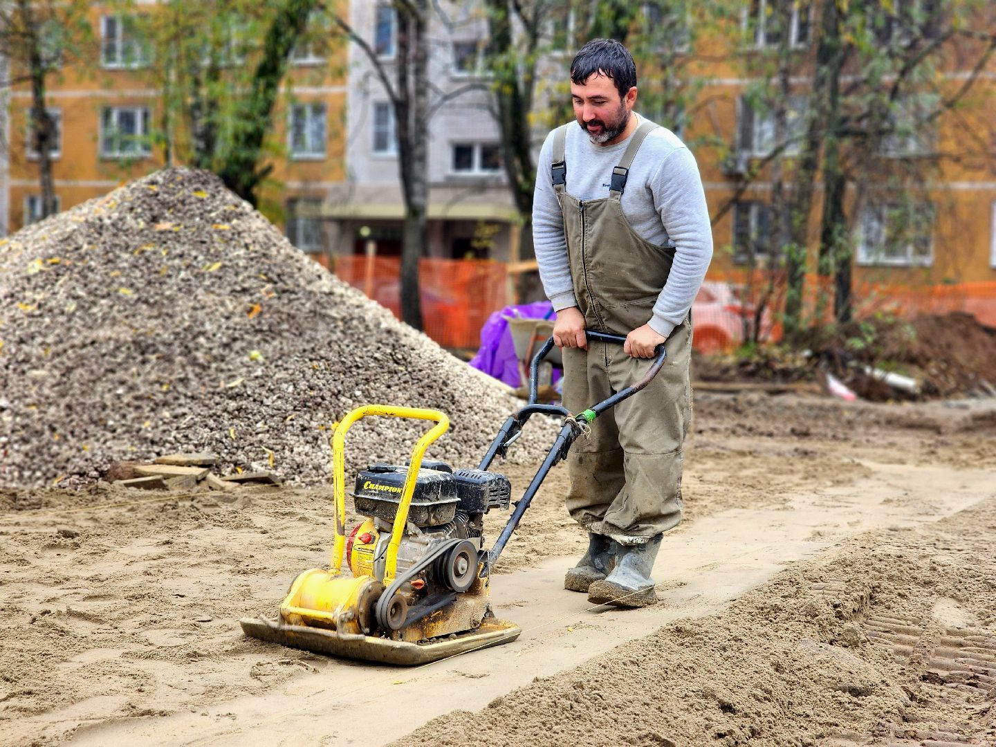 сквер, благоустойство, реконструкция, общественное пространство, мафы, работы,