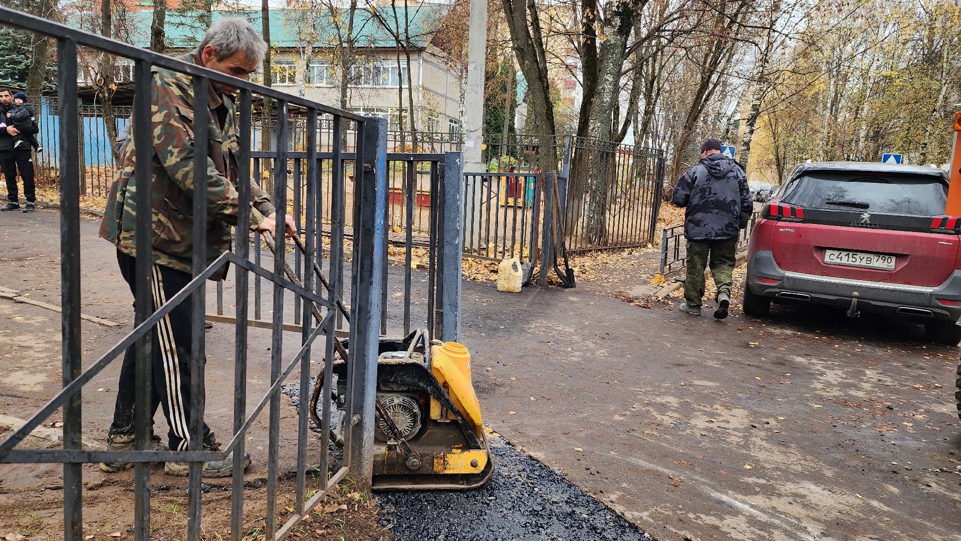 ямочный ремонт, ремонт тротуара, благоустройство,