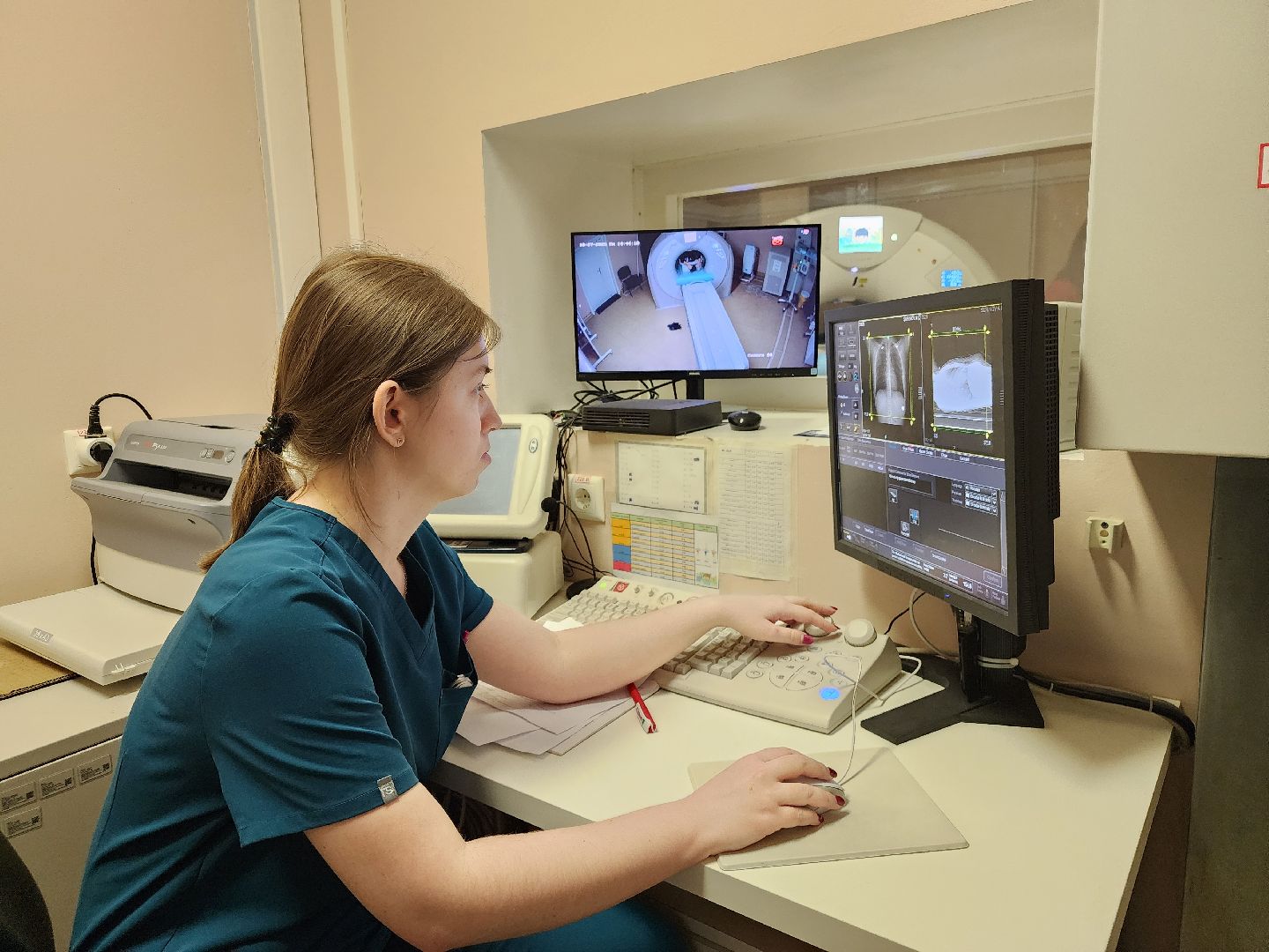 подольск, Происшествие , падение с высоты,Подольская детская больница ,