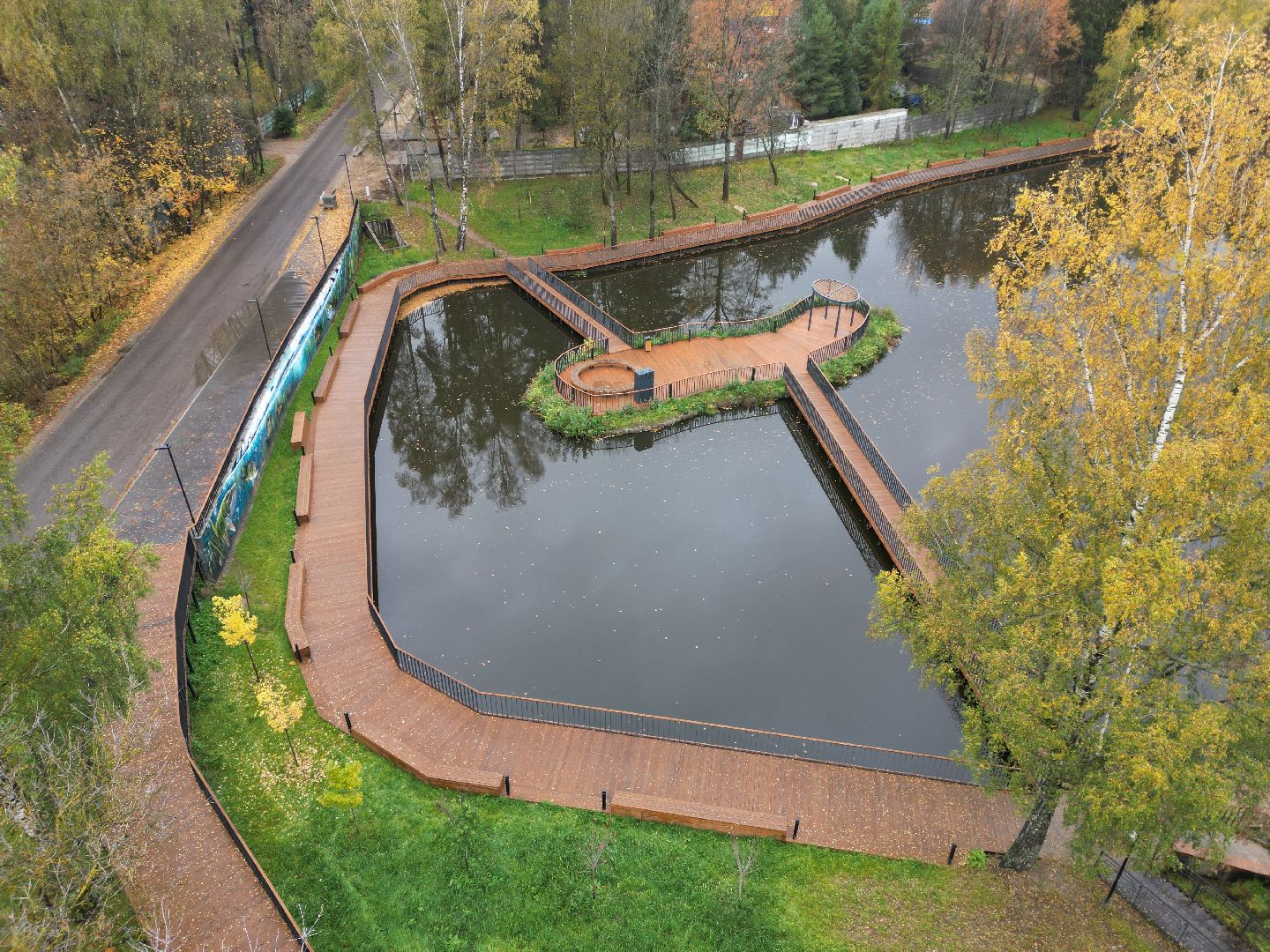 видео с коптера, суворовские пруды, благоустройство набережной,