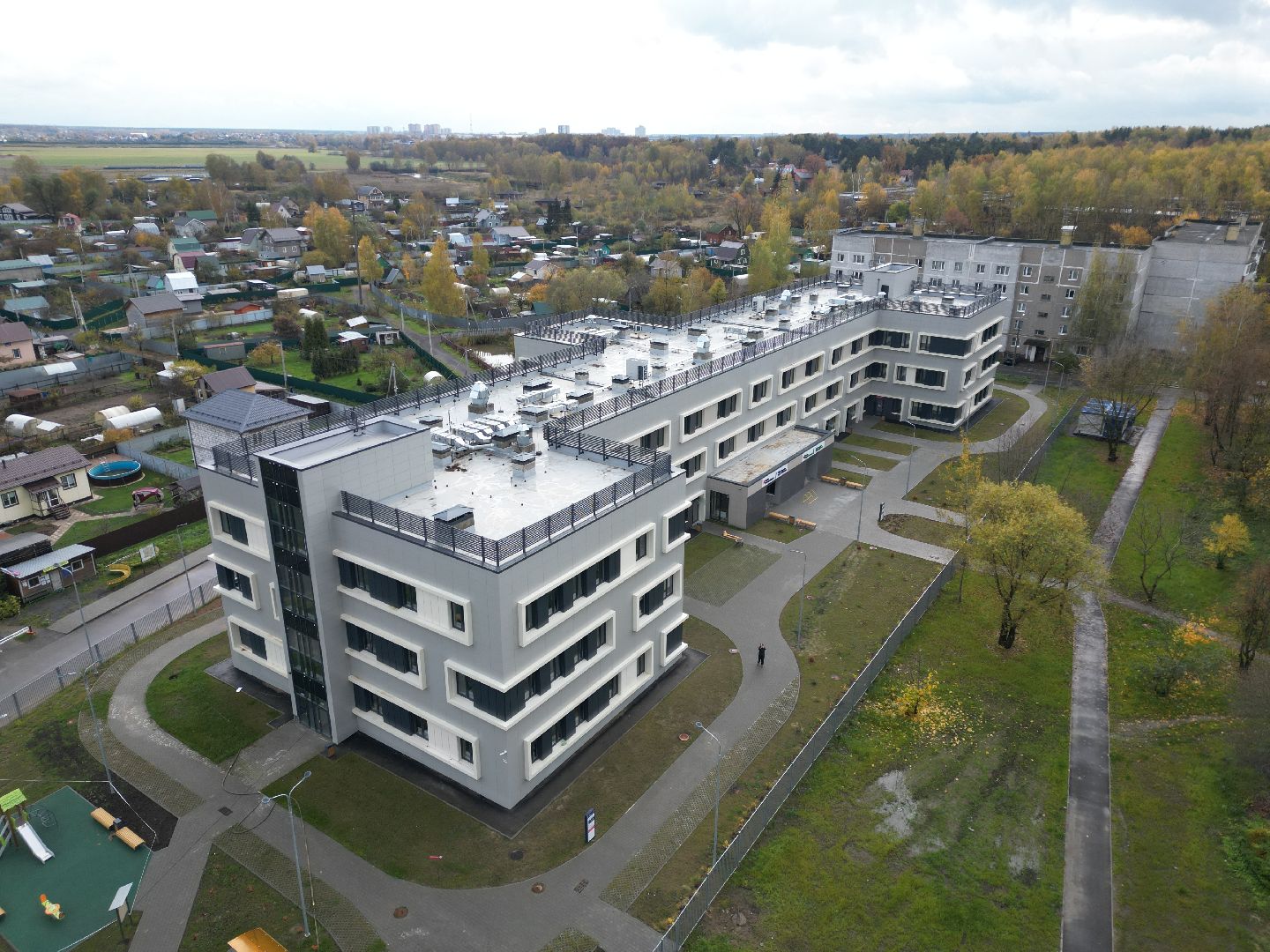 видео с коптера, новая поликлиника в лосино-петровском,