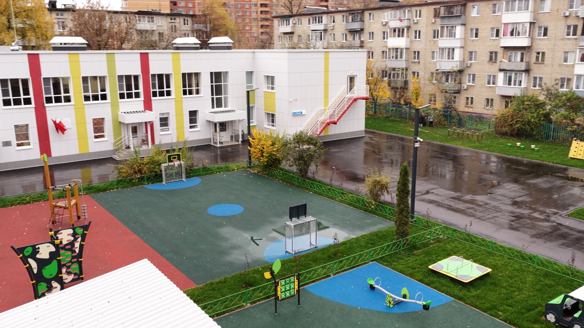 видео с коптера, детский сад малыш,