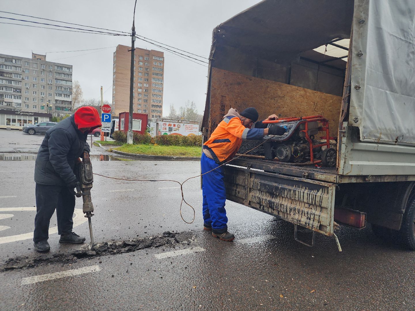 фрязино, ремонт дорог, ямочный ремонт, горячий асфальт,