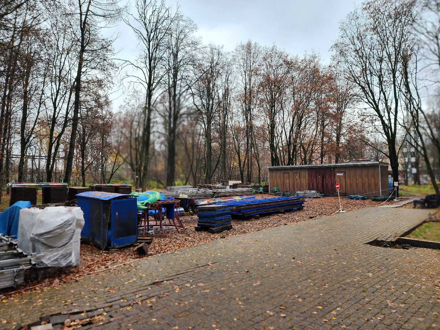 королёв, центральный городской парк в королеве ,  аттракционы, сезон развлечений 2025,