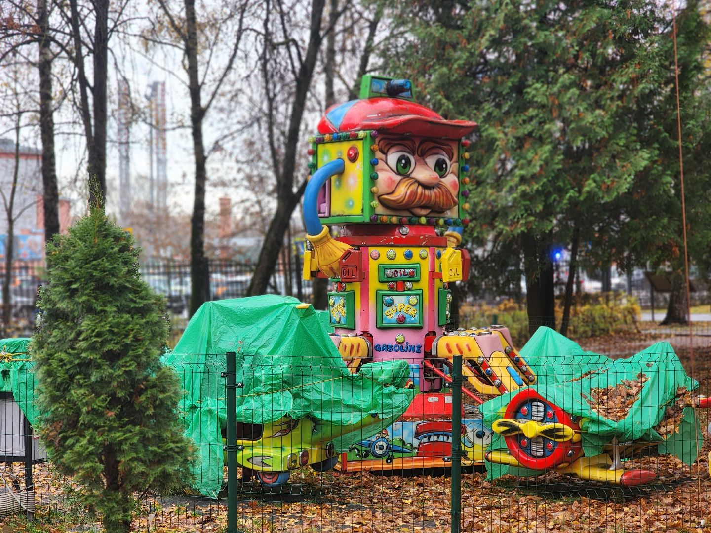 королёв, центральный городской парк в королеве ,  аттракционы, сезон развлечений 2025,