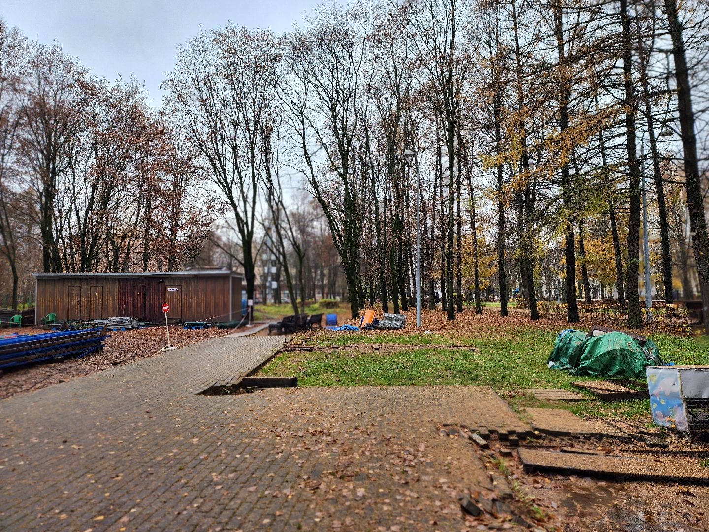 королёв, центральный городской парк в королеве ,  аттракционы, сезон развлечений 2025,