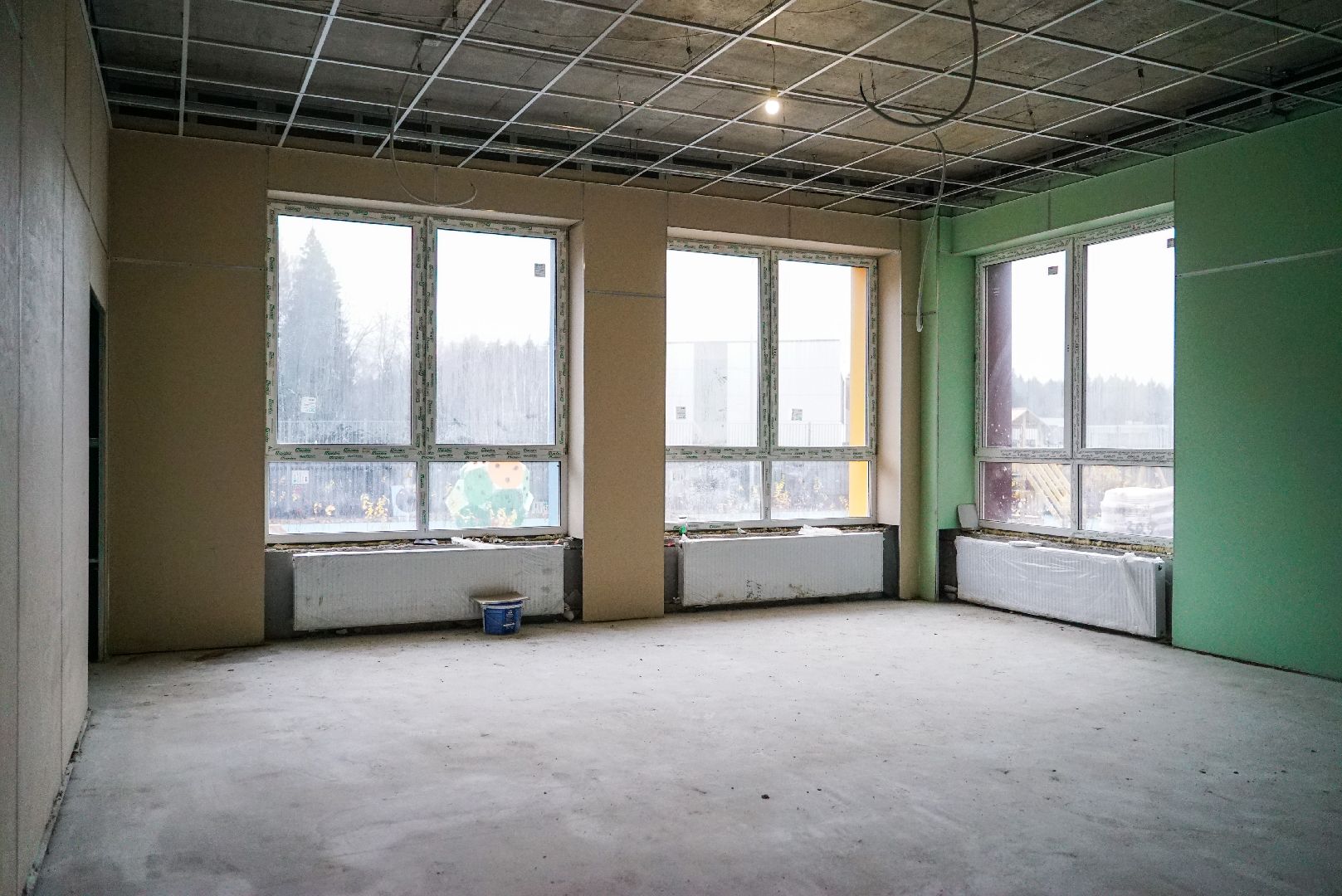 стройка, детсад, школа,