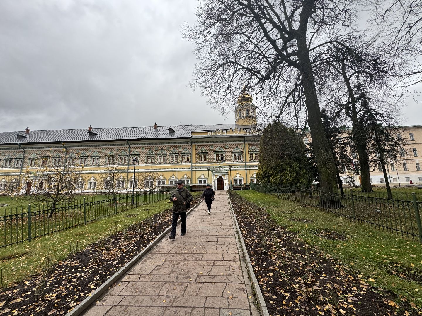 Сергиев Посад, Троице-Сергиева лавра, епископ Сергиево-Посадский и Дмитровский Кирилл ,