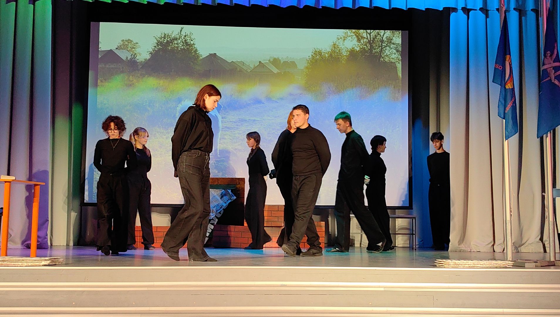 спектакль, мариуполь, творчество, гастроли,