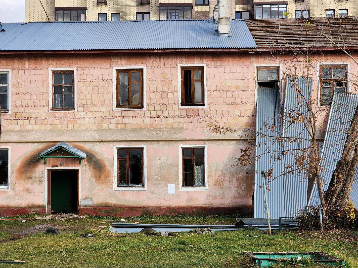 аварийный дом, демонтаж аварийного дома, переселение из аварийного жилья, старая купавна, богородский городской округ,