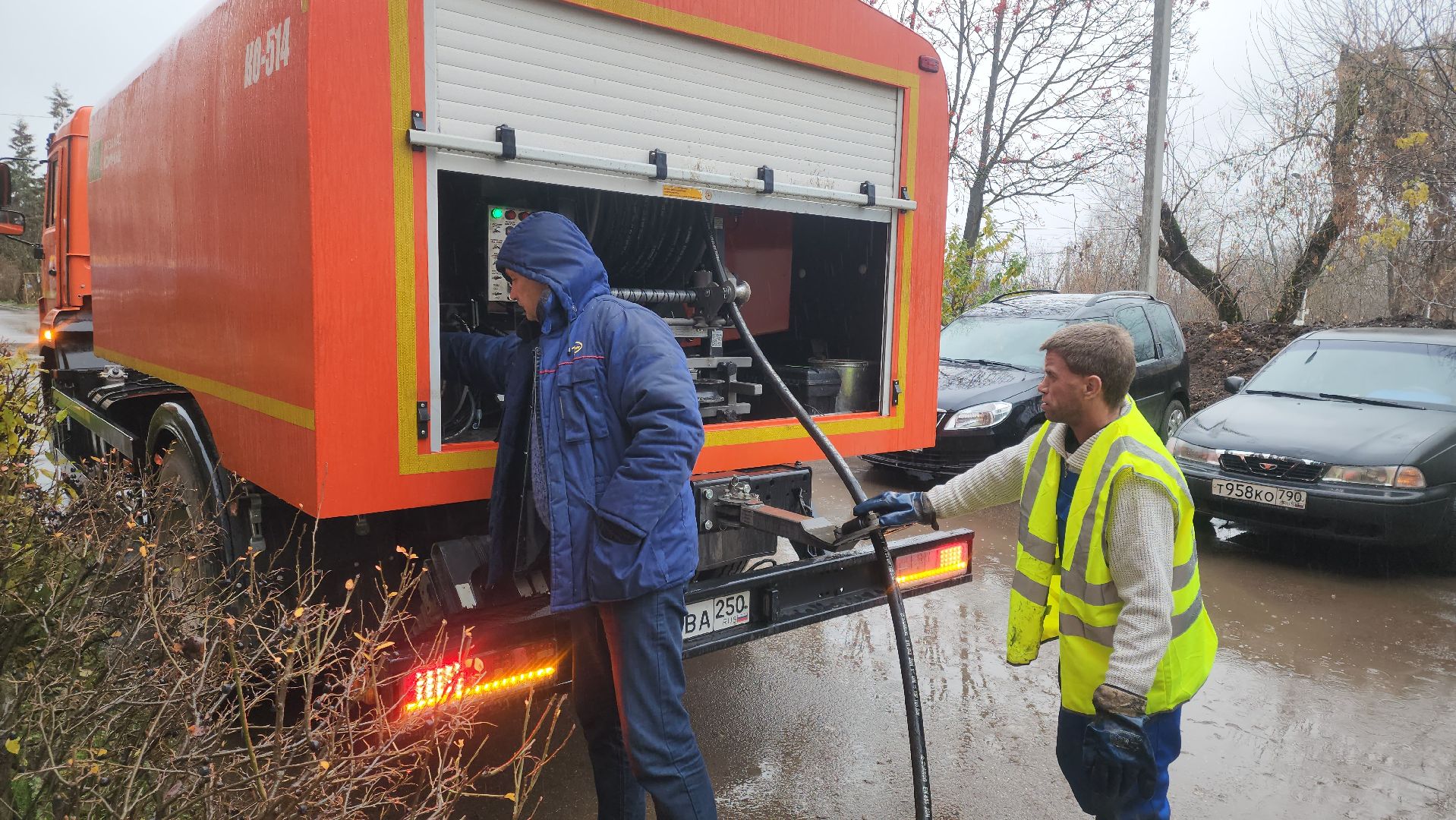 кашира, жкх, каналопромывочная машина, новая техника, трансформация , модернизация, канализационная сеть, губернатор,