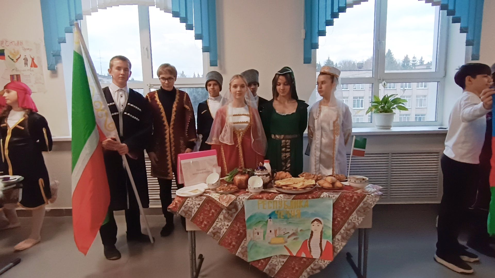 день народного  единства, лобня, школа, дети,