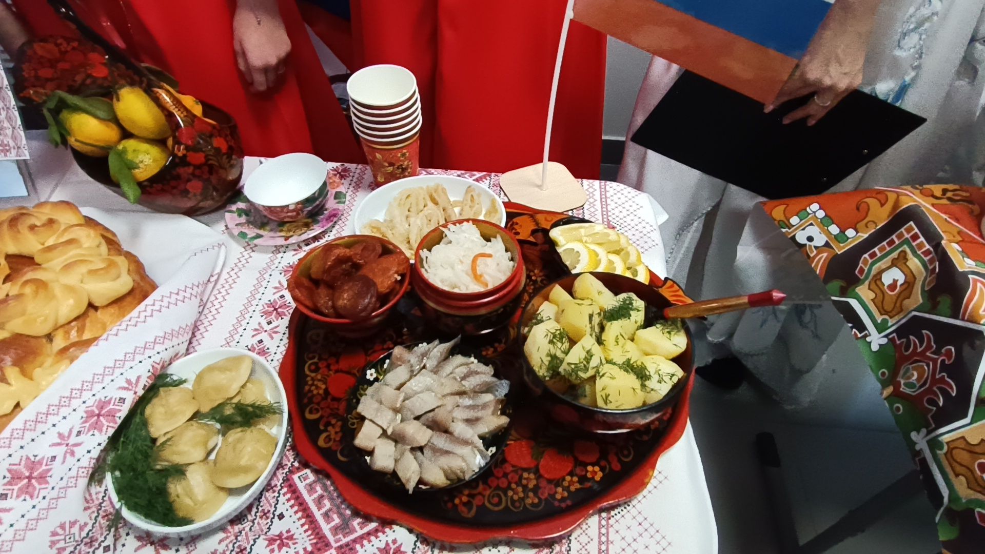 день народного  единства, лобня, школа, дети,