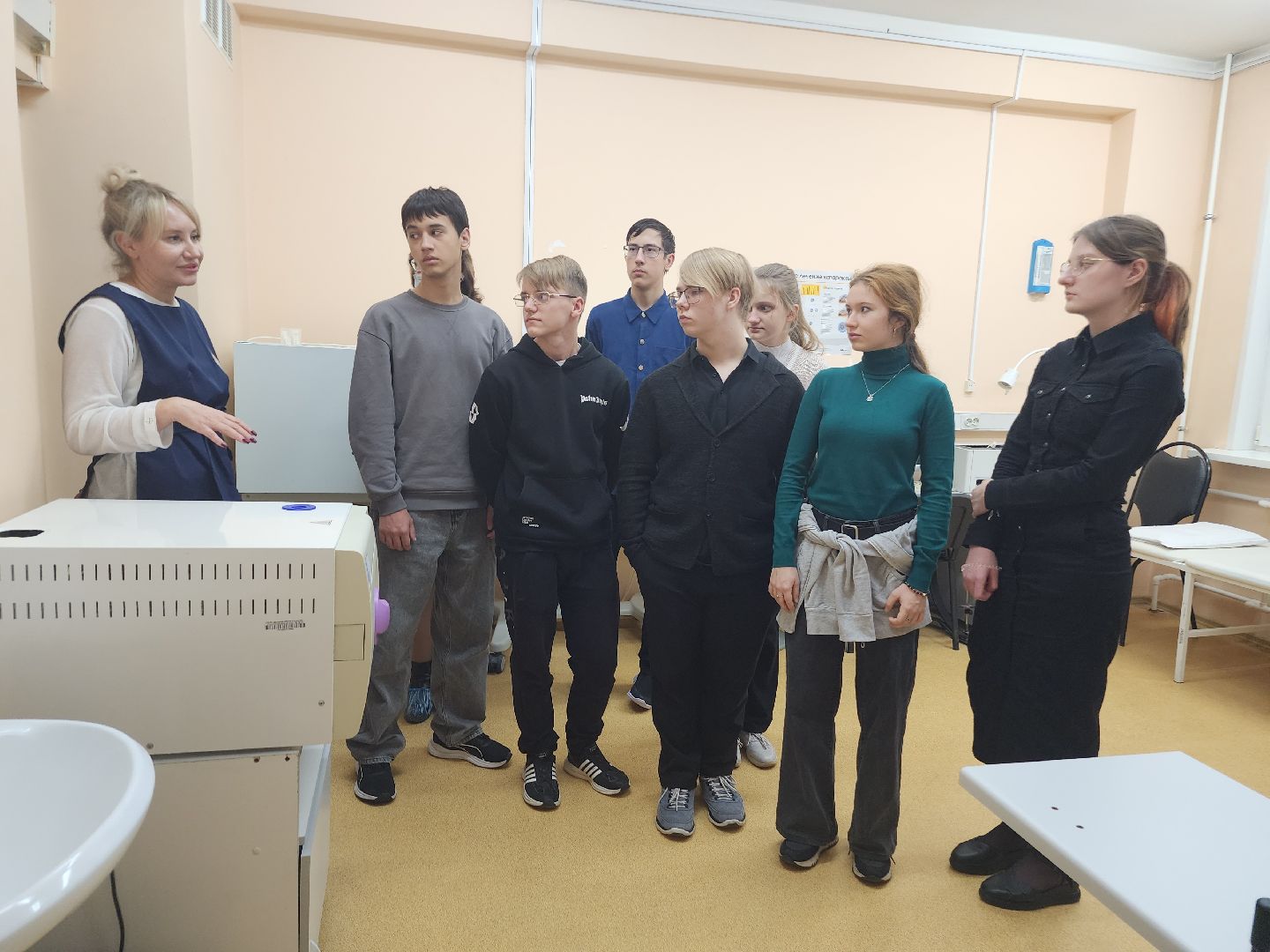 фрязино, медицинский класс, экскурсия, больница, школьники,