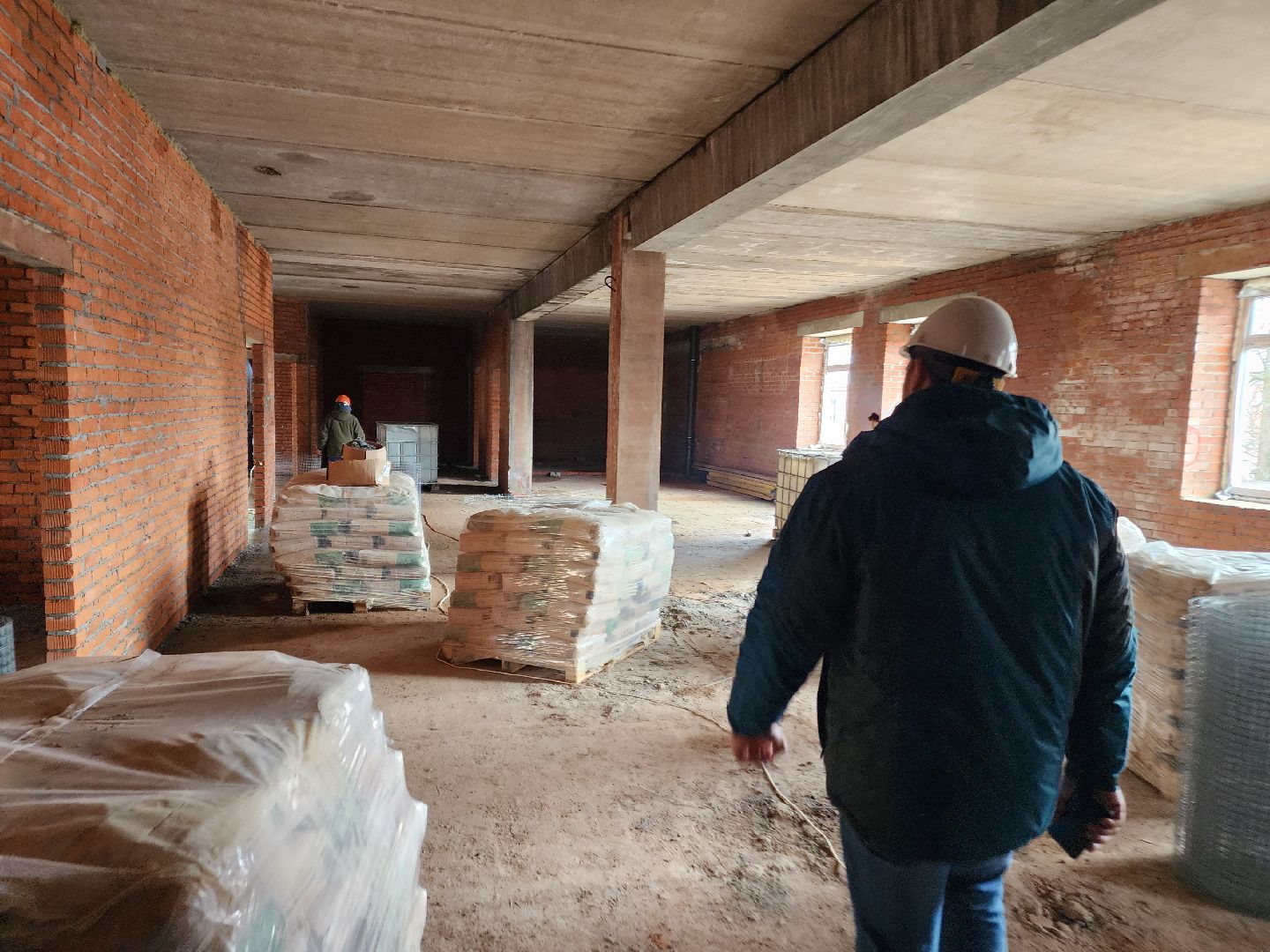 чехов, поселок мещерское, психиатрическая больница, новый лечебный корпус, строительство, реконструкция, фасадные работы, утепление фасада, гидроизоляция, вентилируемый фасад, внутренняя отделка помещений, остекление, возведение перегородок, инженерные сети, нацпроект здравоохранение, госпрограмма московской области,