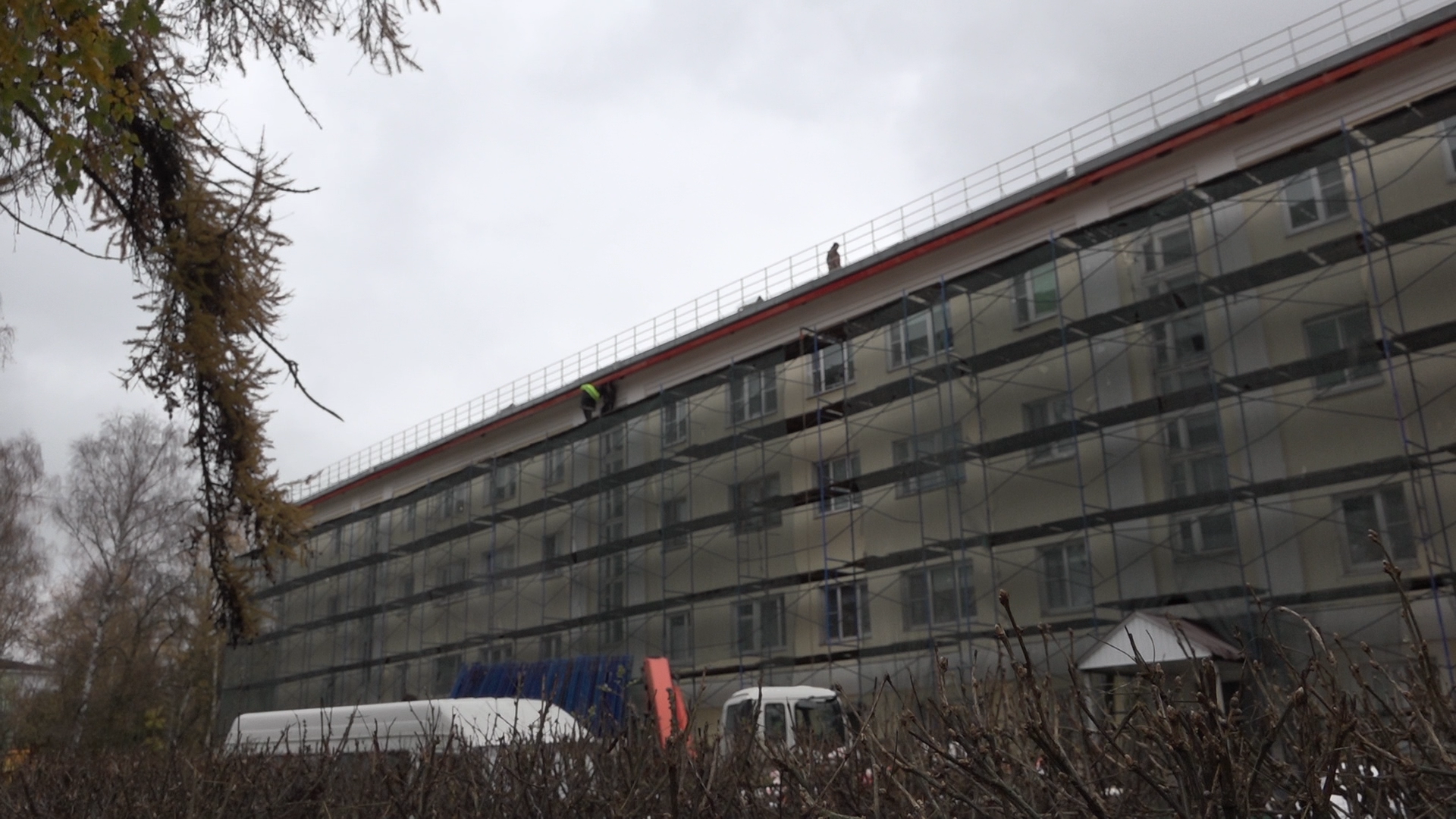 дос, дом офицерского состава, власиха дос, капремонт кровли, двускатная крыша,