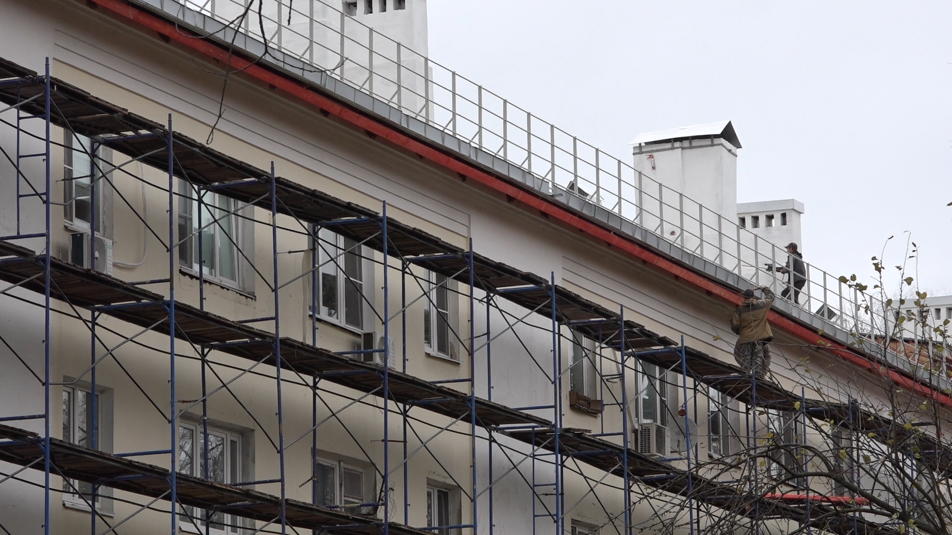 дос, дом офицерского состава, власиха дос, капремонт кровли, двускатная крыша,