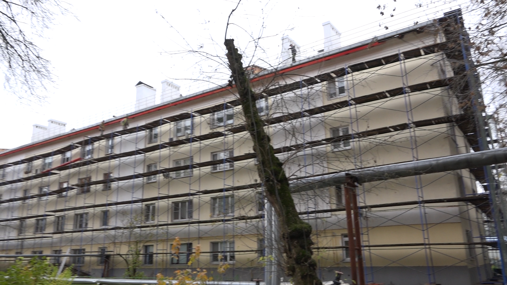 дос, дом офицерского состава, власиха дос, капремонт кровли, двускатная крыша,