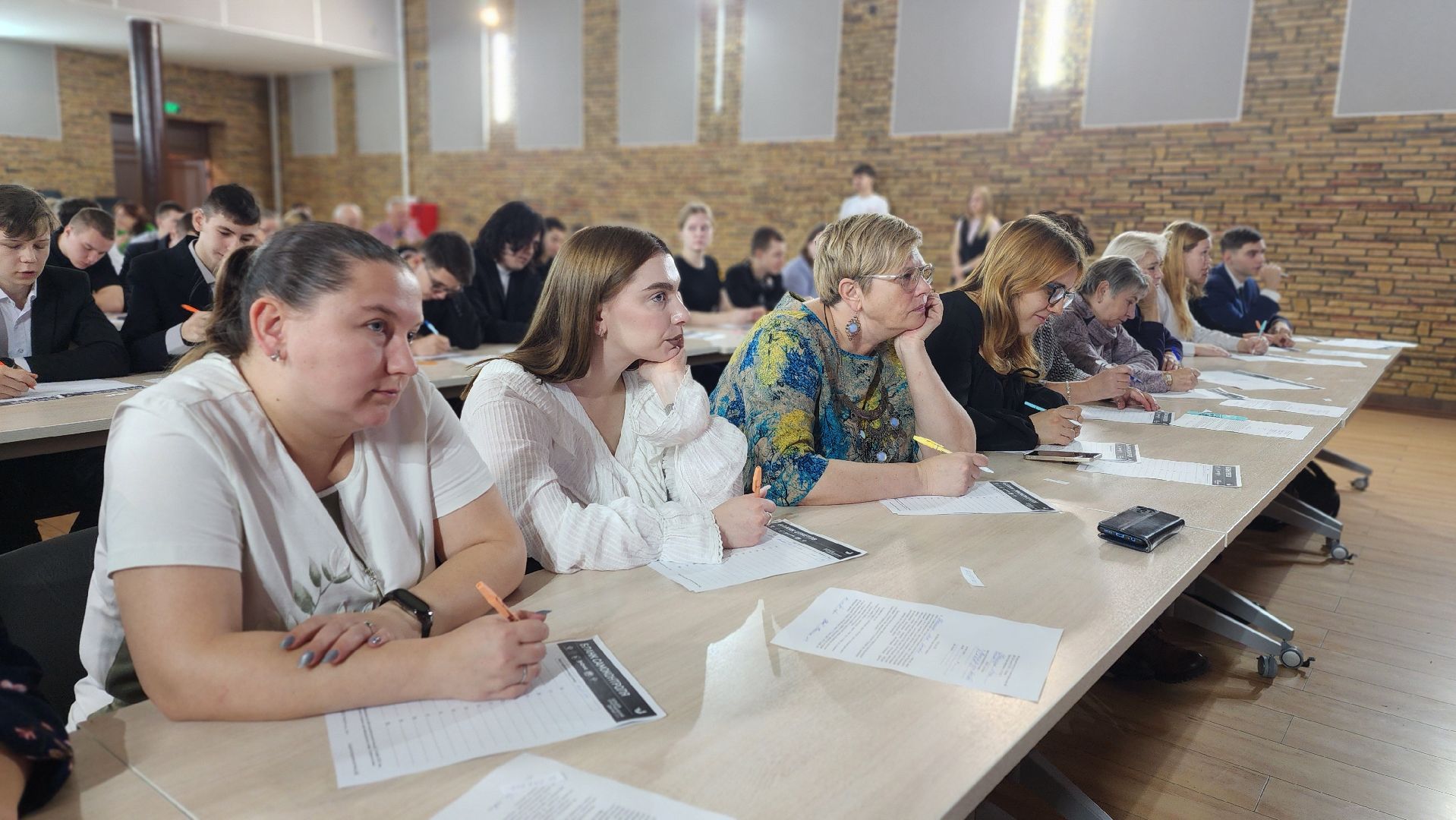 клин, клуб стекольный, этнографический диктант ,