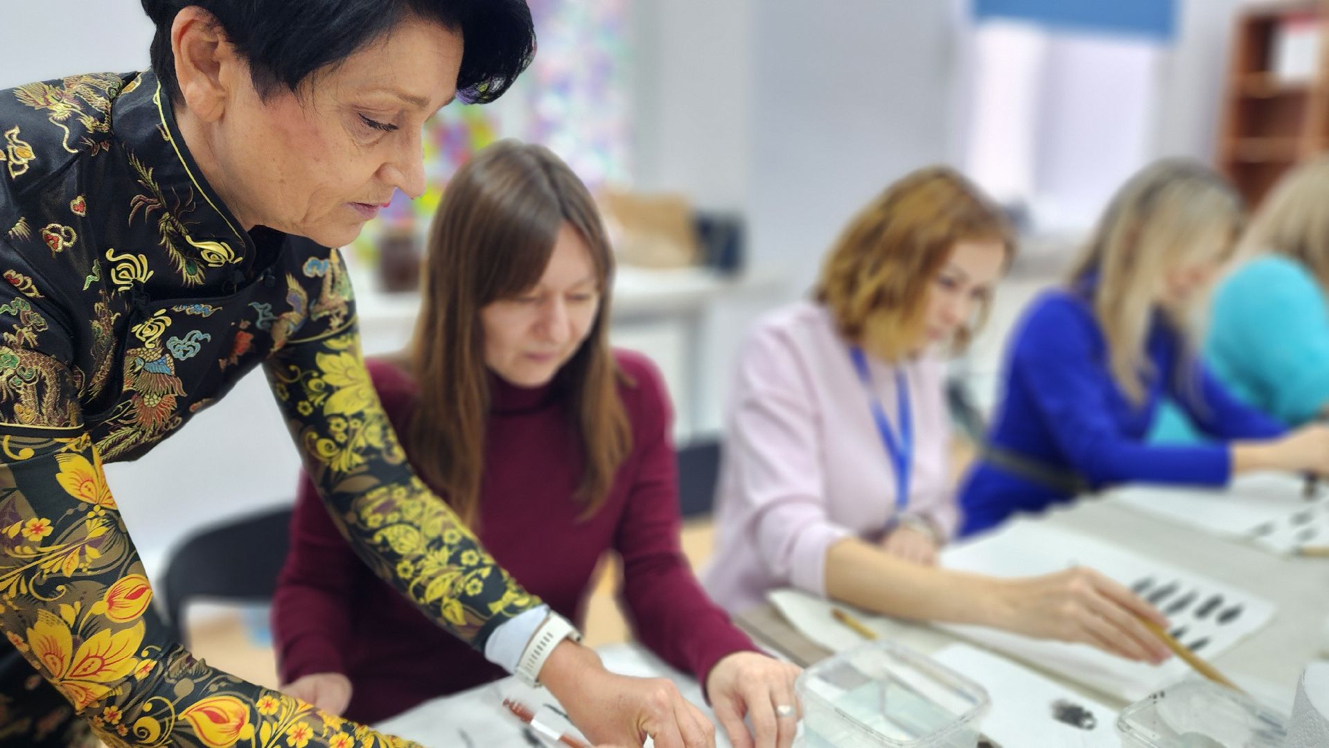 волоколамск, выставка картин, библиотека,