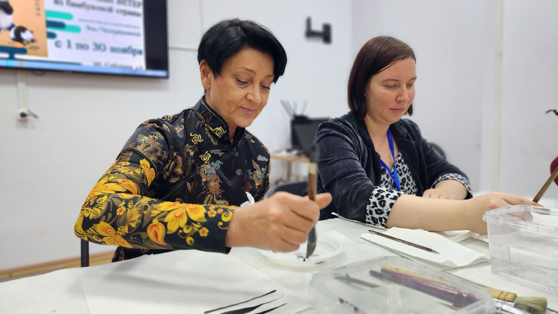 волоколамск, выставка картин, библиотека,