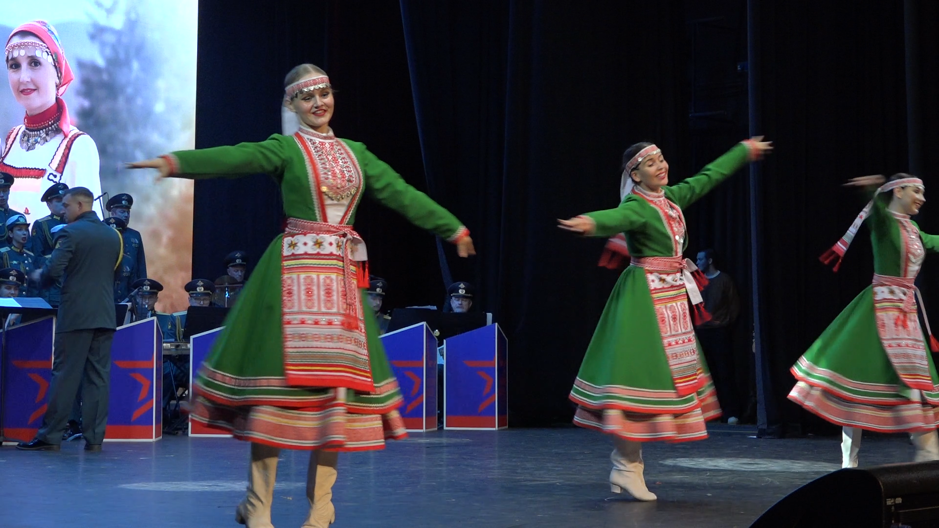 ансамбль рвсн, красная звезда, концерт во власихе, день народного единства, дк,