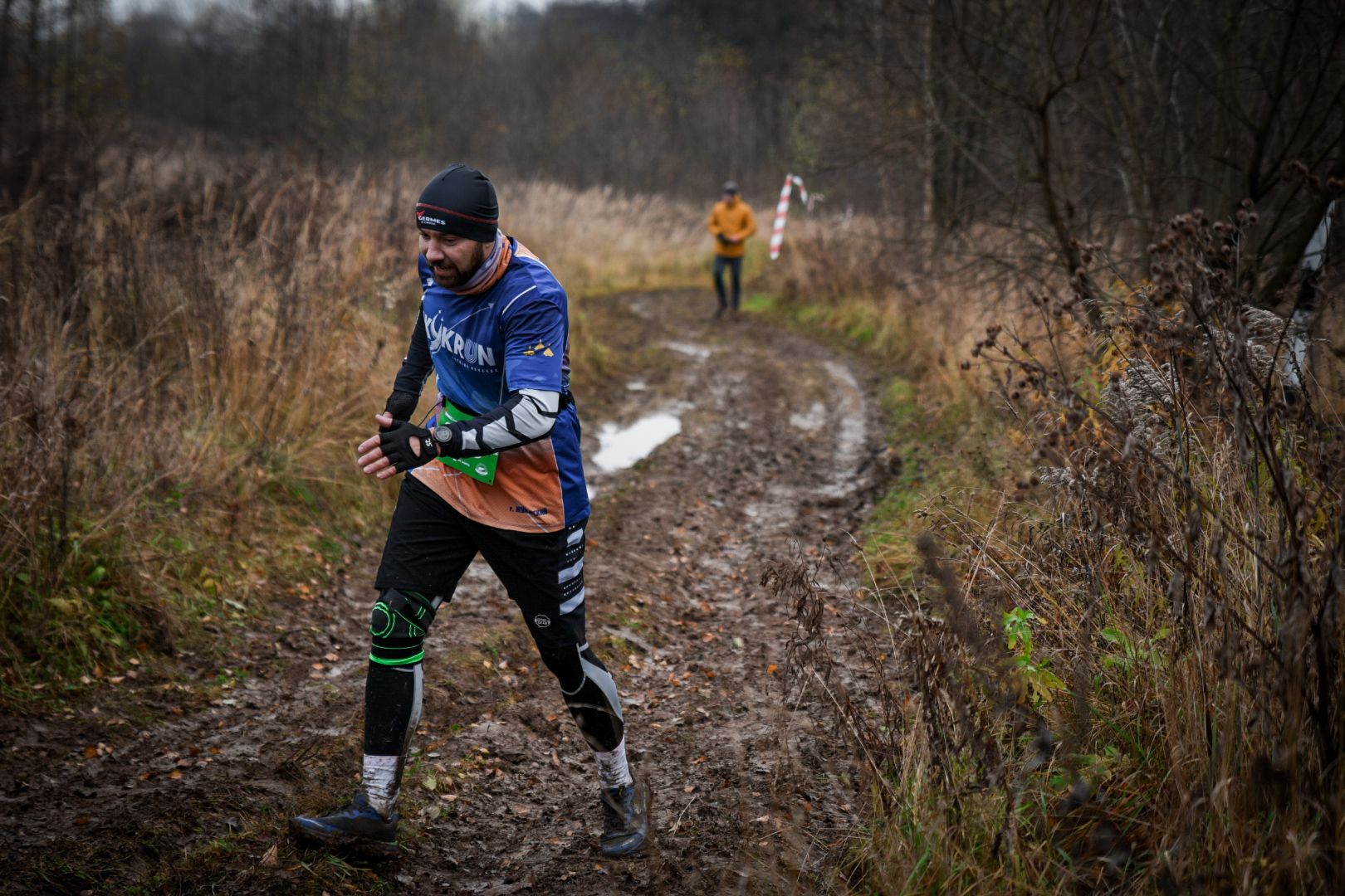 бронницы, забег по пересеченной местности , массовый забег в бронницах, гермес икс кросс бронницы,
