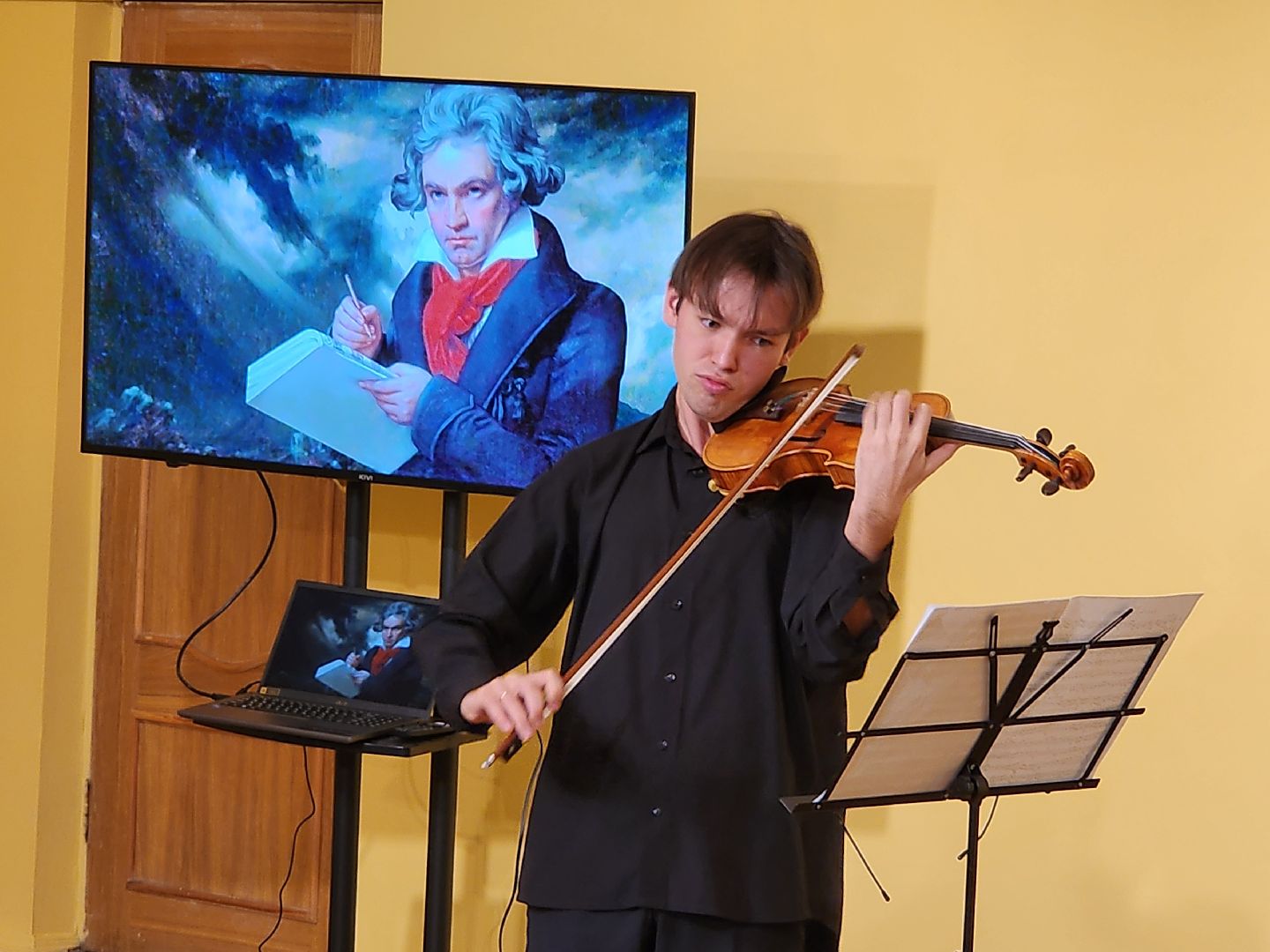 чехов, село мелихово, музей-заповедник, всероссийская акция, концерт, китайская пианистка, цзыцин цзэн, произведения бетховена, виртуозное исполнение, музыкальная программа, мастер-классы, живопись, скульптура, лекции, экскурсии,дуэт, скрипач георгий ибатулин, педагог наталья яшина,акция ночь искусств, министерство культуры и туризма подмосковья,