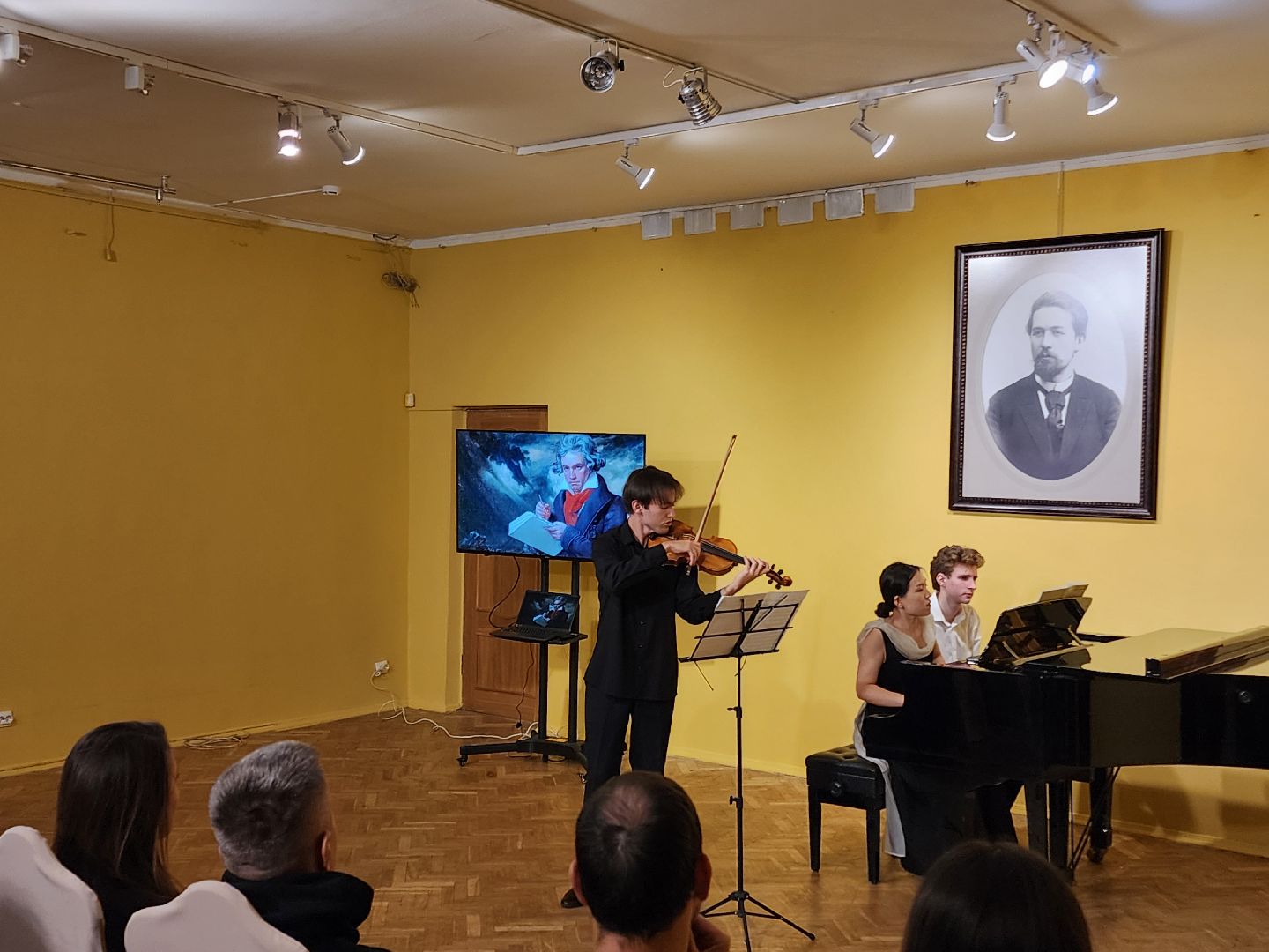 чехов, село мелихово, музей-заповедник, всероссийская акция, концерт, китайская пианистка, цзыцин цзэн, произведения бетховена, виртуозное исполнение, музыкальная программа, мастер-классы, живопись, скульптура, лекции, экскурсии,дуэт, скрипач георгий ибатулин, педагог наталья яшина,акция ночь искусств, министерство культуры и туризма подмосковья,