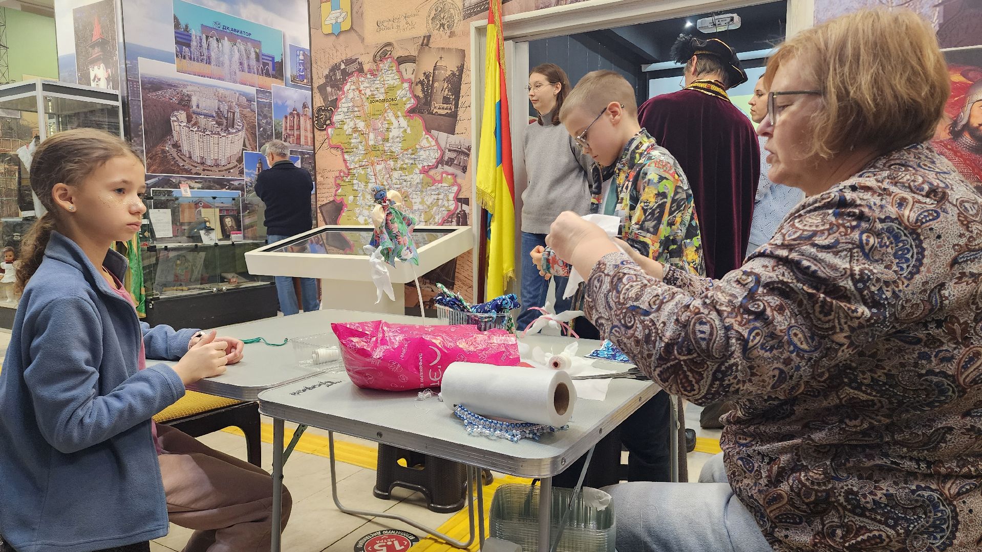 ночь искусств, домодедово, подмосковье , культура, музей, день народно единства, акция, творчество, ярмарка, выставка,