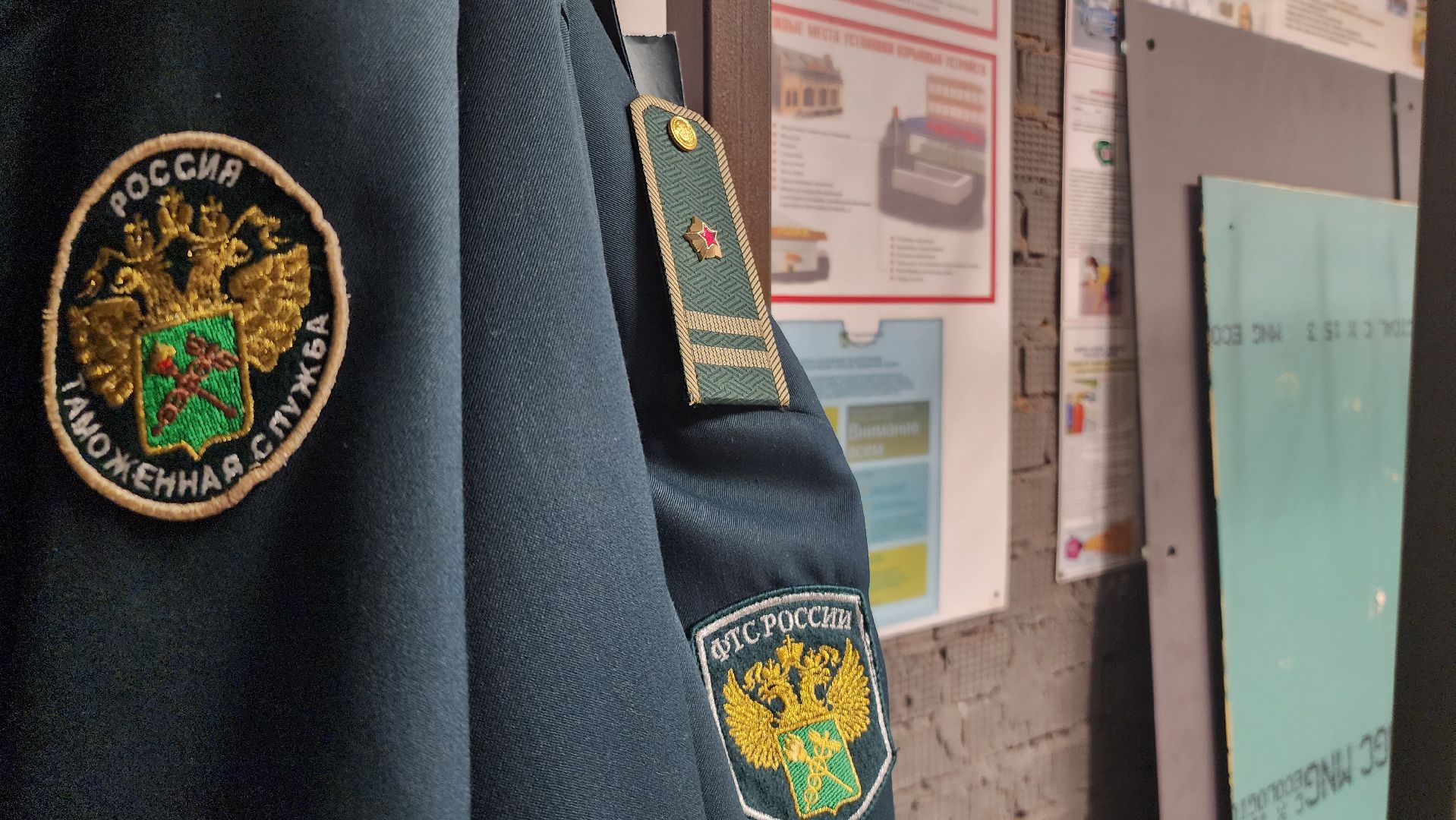 сотрудники таможни, таможня, подмосковье , домодедово, турнир по стрельбе, винтовка, пистолет, макет,