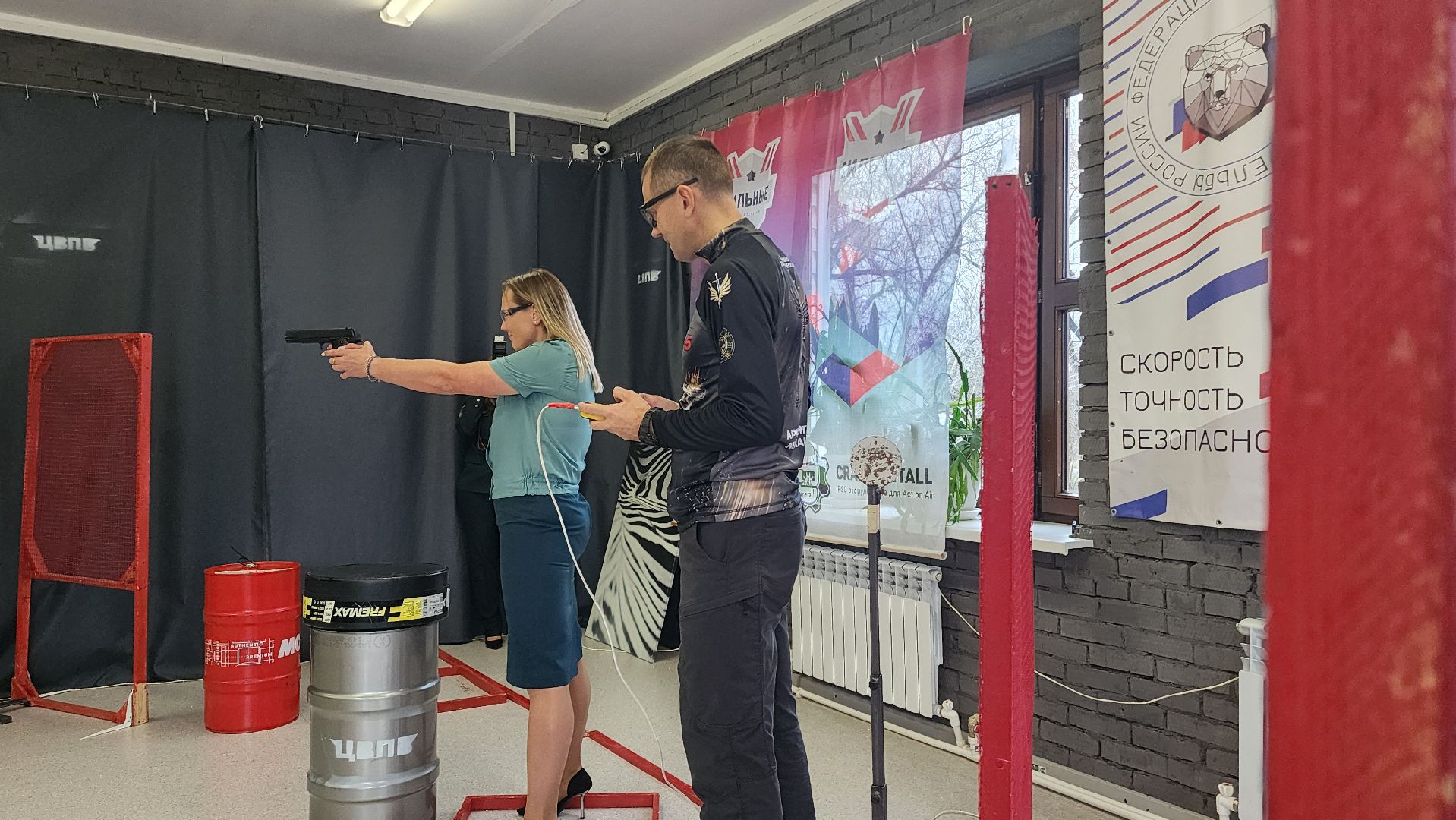 сотрудники таможни, таможня, подмосковье , домодедово, турнир по стрельбе, винтовка, пистолет, макет,