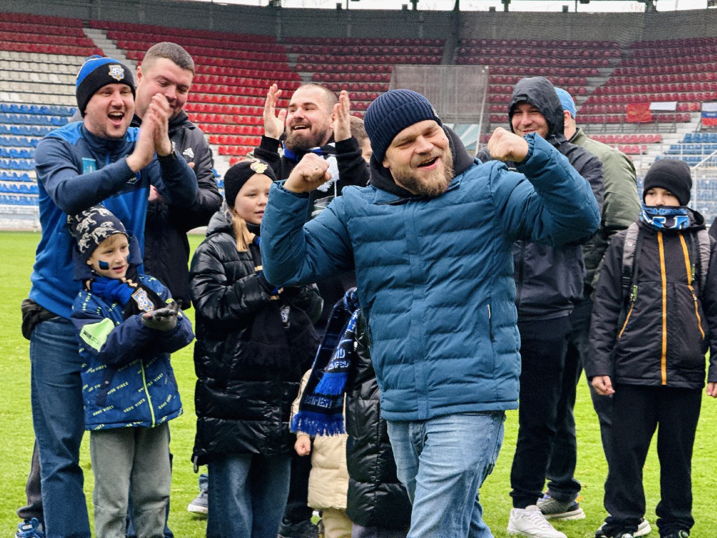 раменское, футбол, раменский сатурн, леон сатурн, футбольные фанаты,