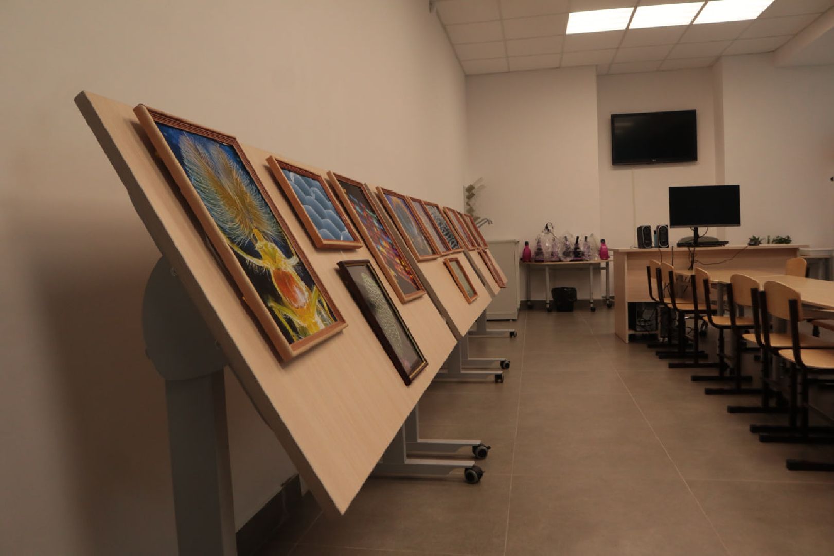 Пущино, образование