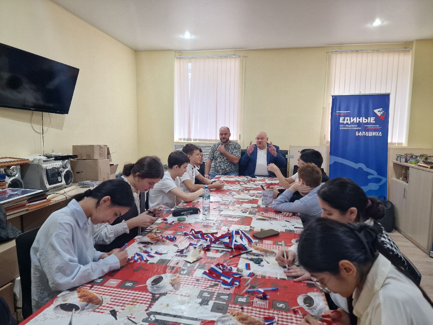 школьники Балашихи изготовили необычные обереги для бойцов СВО , фонд защита балашиха,