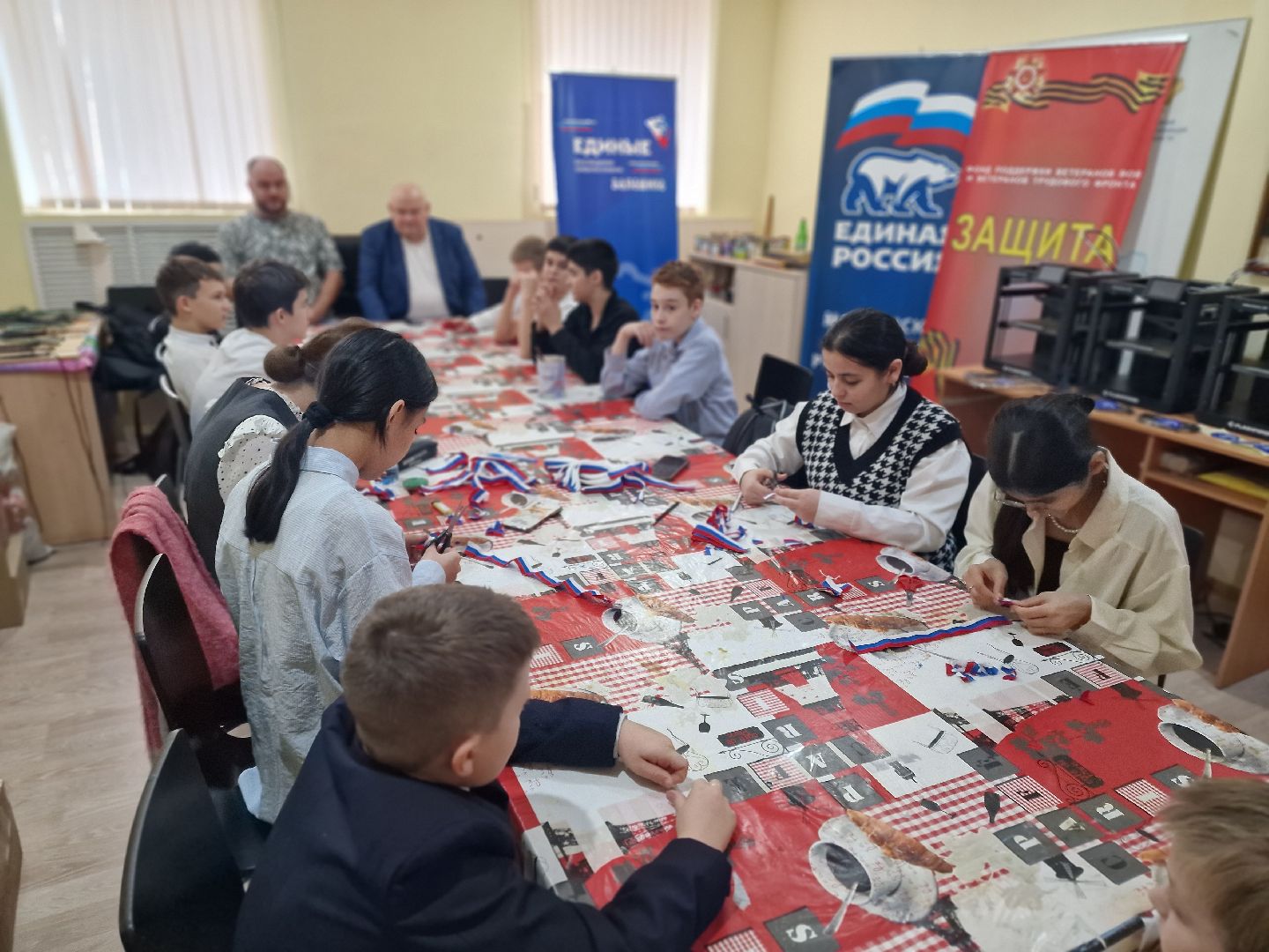 школьники Балашихи изготовили необычные обереги для бойцов СВО , фонд защита балашиха,