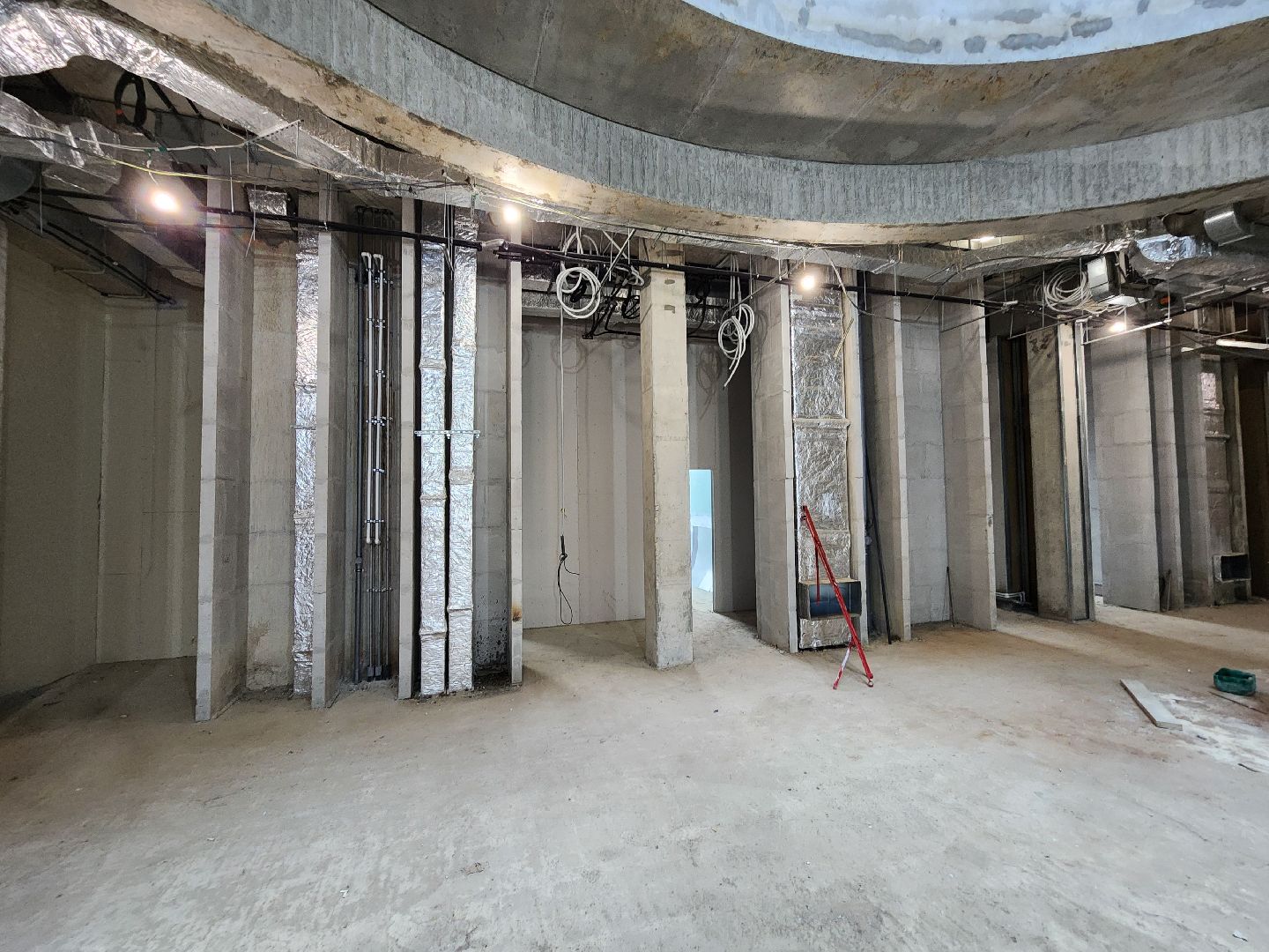 чехов, улица мира 4а, детская поликлиника, строительство, инженерные сети,  внутренние коммуникации, наружные сети, канализация, водоснабжение, отопление, электроснабжение, вентиляция, кондиционеры, слаботочные системы,нацпроект здравоохранение, госпрограмма московской области,