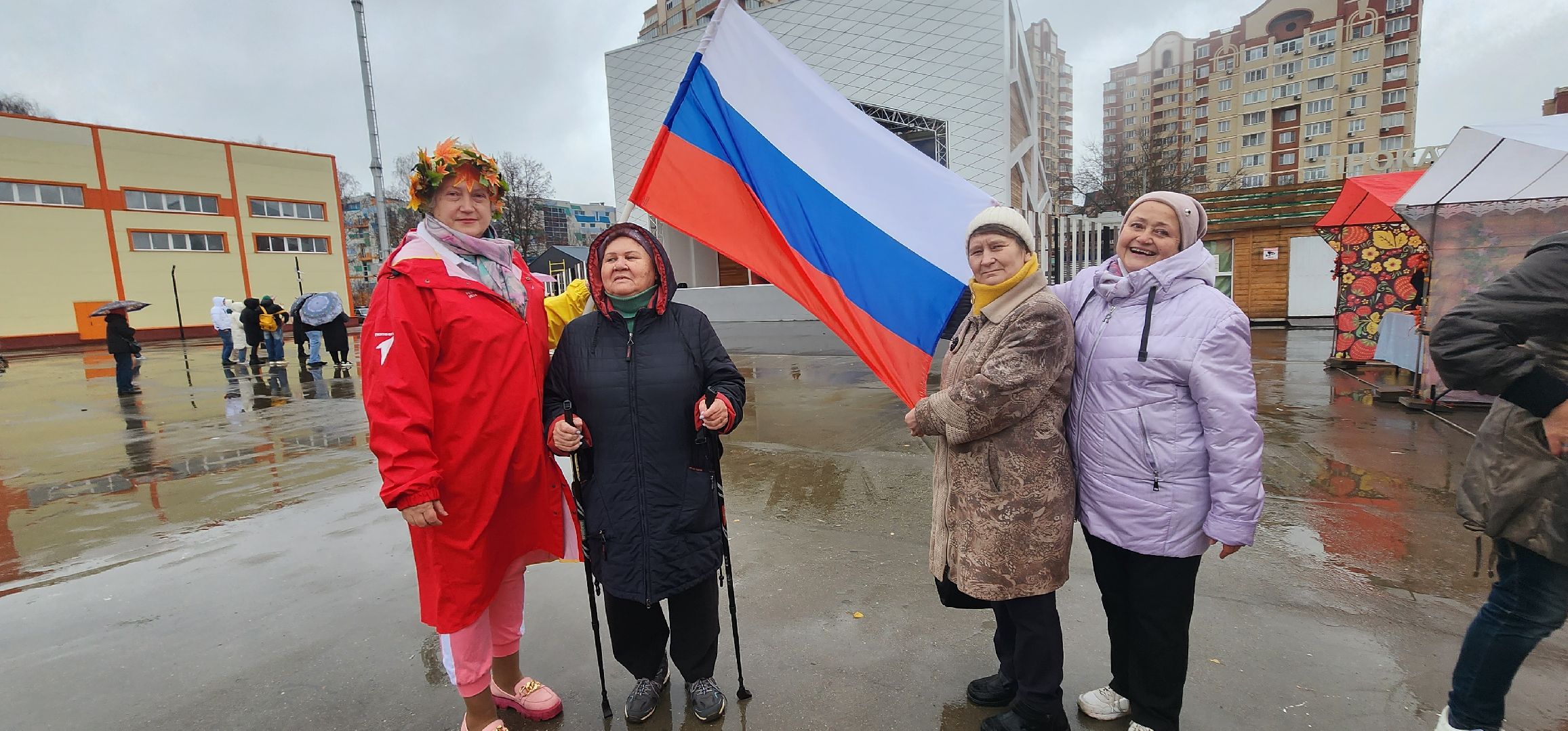 долгопрудный, 4 ноября, день народно единства, центральный парк, мастер-класс, матрешка, песня небо славян, русский рок,