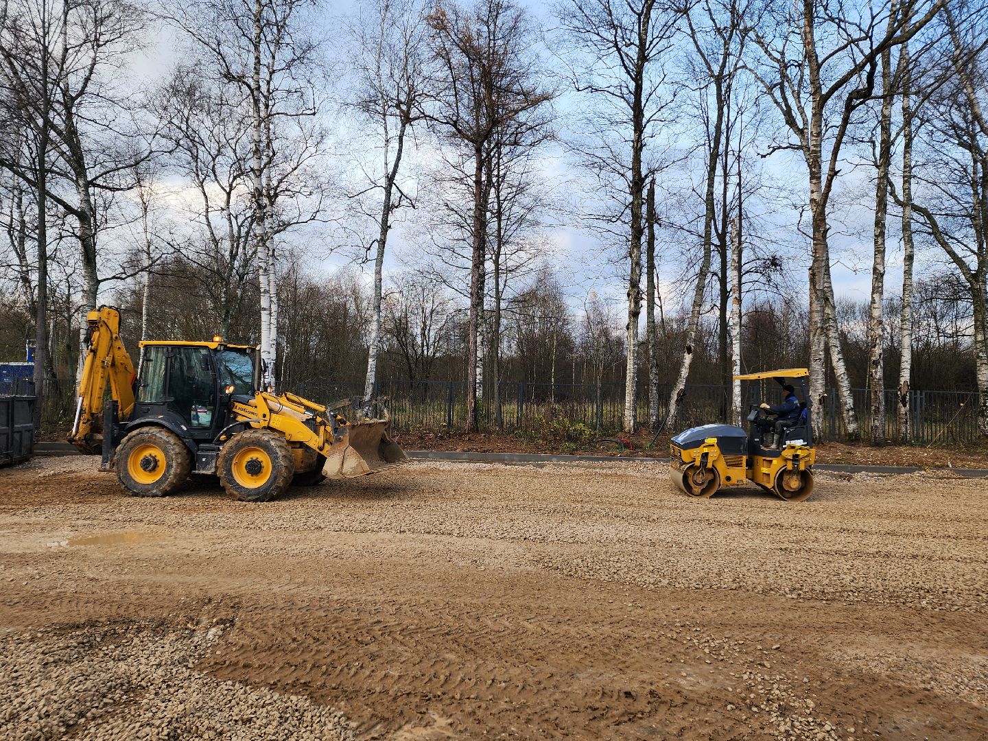 чехов,село мелихово, инженерно-технический корпус, строительство , реконструкция , обустройство автостоянки, парковка, объездная дорога, проезды и проходы, подготовка основы, асфальтирование, спецтехника,поручение губернатора подмосковья,
