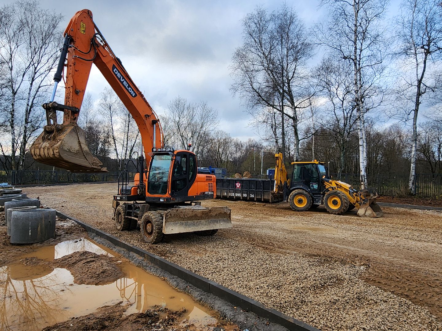 чехов,село мелихово, инженерно-технический корпус, строительство , реконструкция , обустройство автостоянки, парковка, объездная дорога, проезды и проходы, подготовка основы, асфальтирование, спецтехника,поручение губернатора подмосковья,