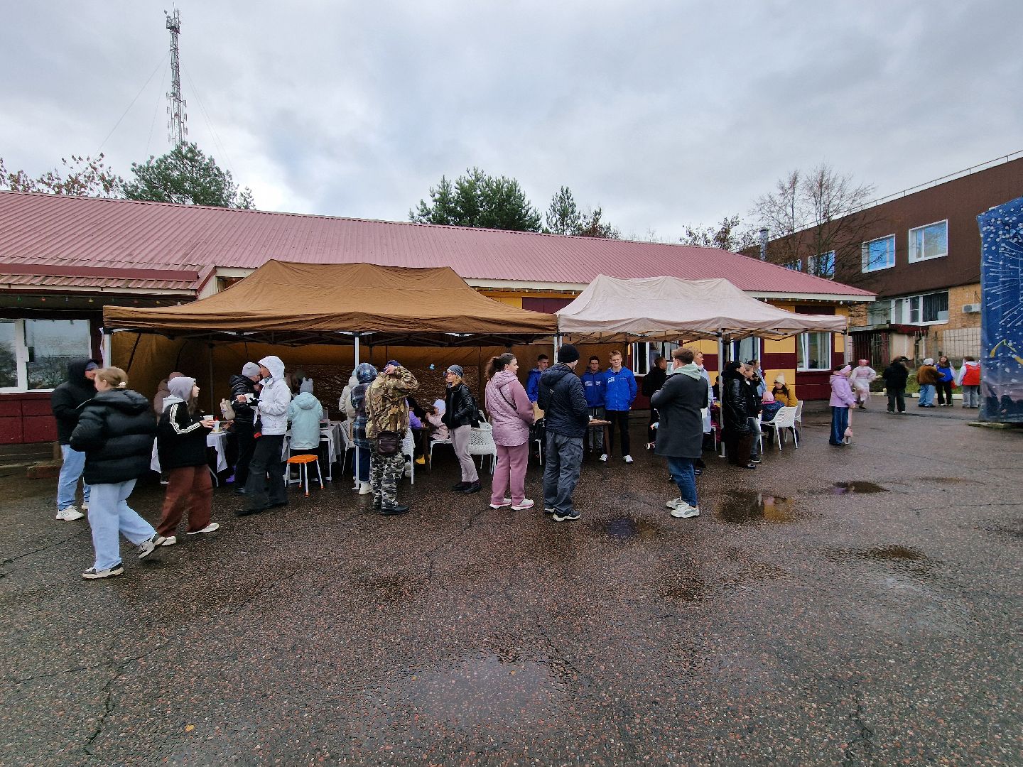 Дубна, Деньнародногоединства,