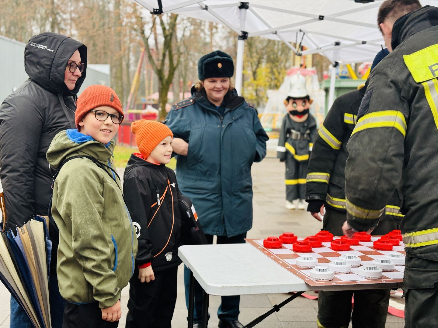 раменское, мчс, пожарные, выставка техники, спасатели, день добрых дел мчс,