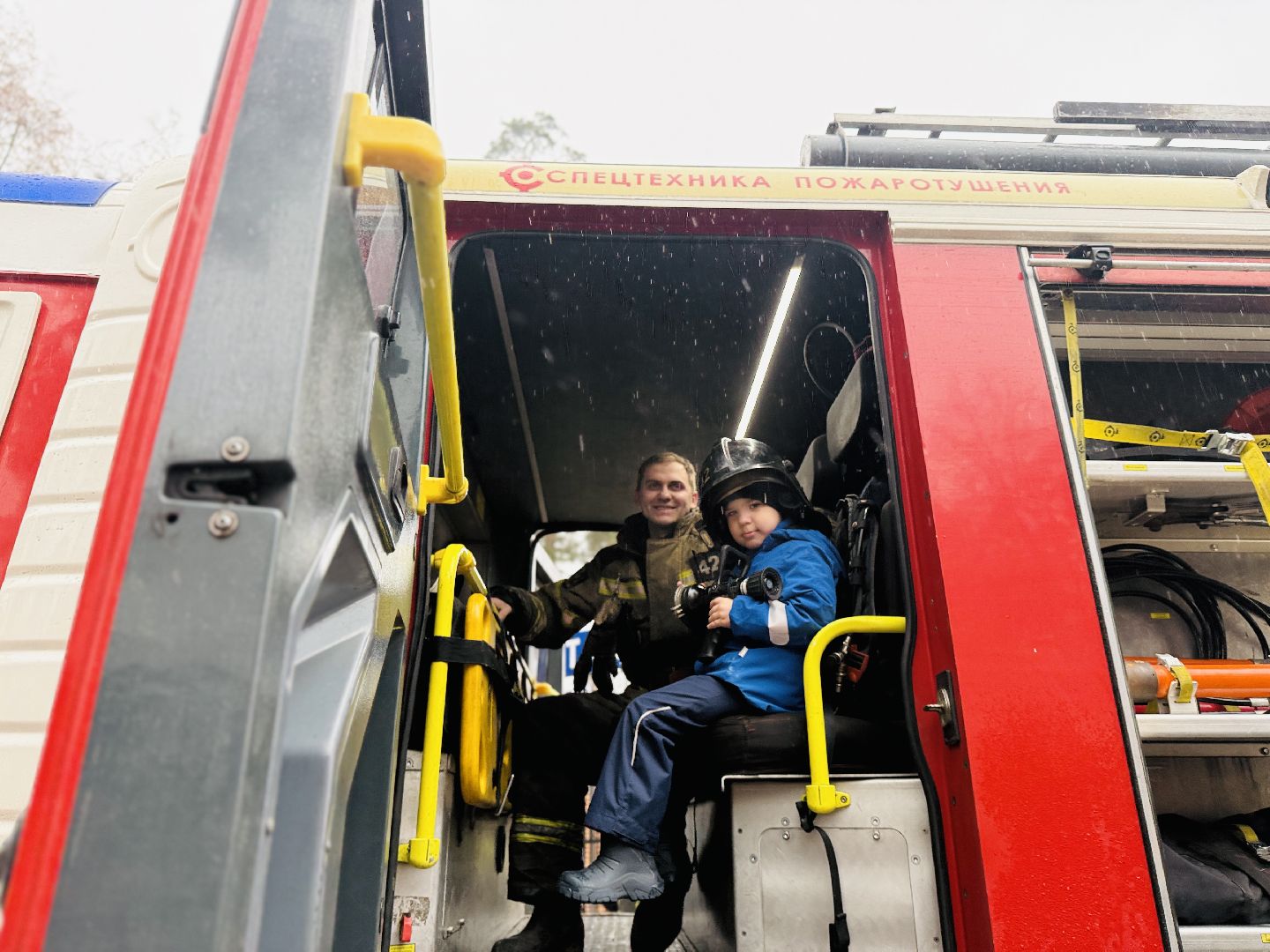 раменское, мчс, пожарные, выставка техники, спасатели, день добрых дел мчс,