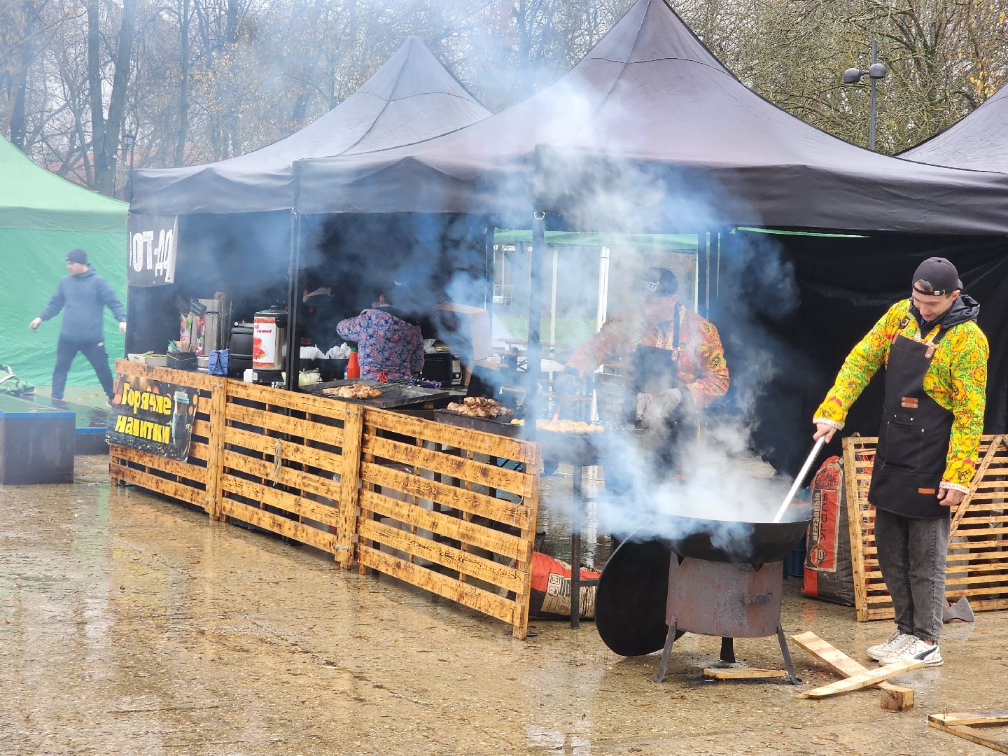 чехов, парк культуры и отдыха, день народного  единства, праздник, торжество, патриотические акции, флаг россии, флаги регионов россии, акция дружба народов, мастер-классы, конкурсы, исторический тест, волонтеры подмосковья, игровая программа, концерт,