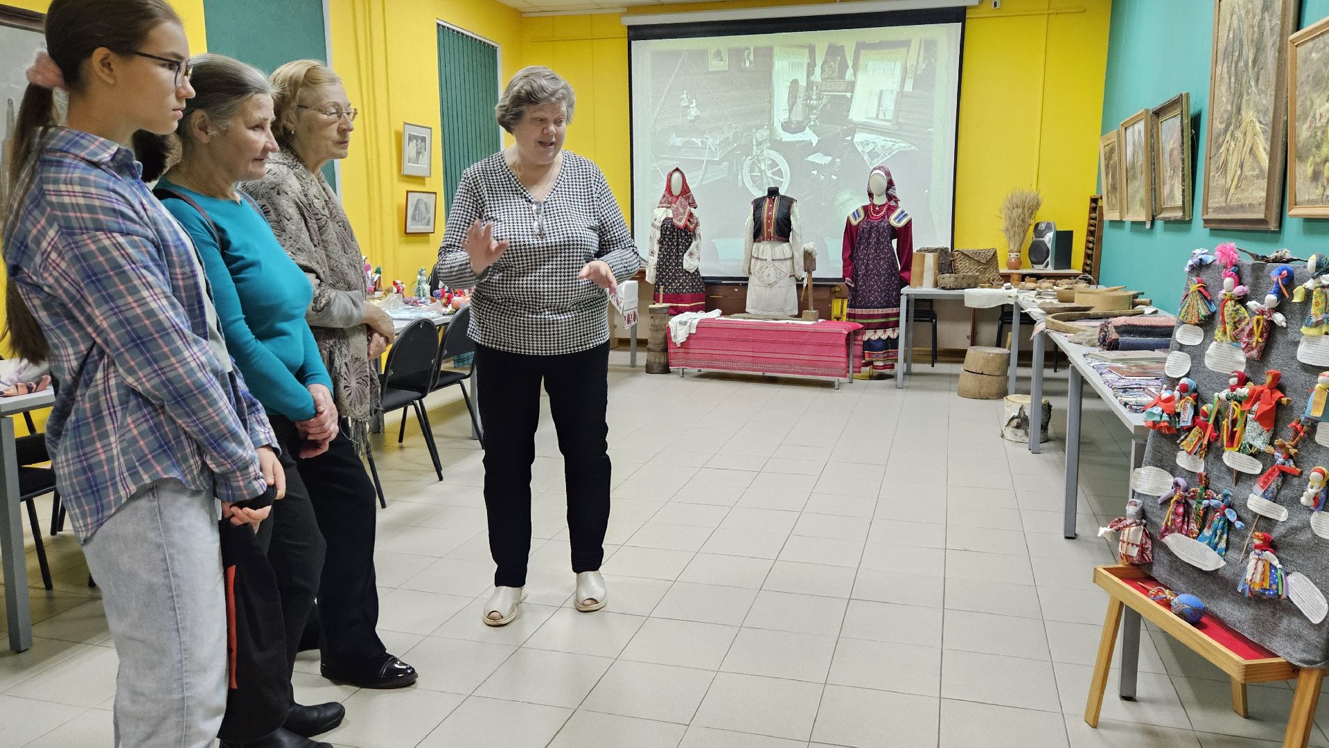 долгопрудный, ночь в музее, долгопрудненский историко-художественный музей,отдарок на подарок, тряпичная кукла, дети, мастер-класс, традиции, история ,